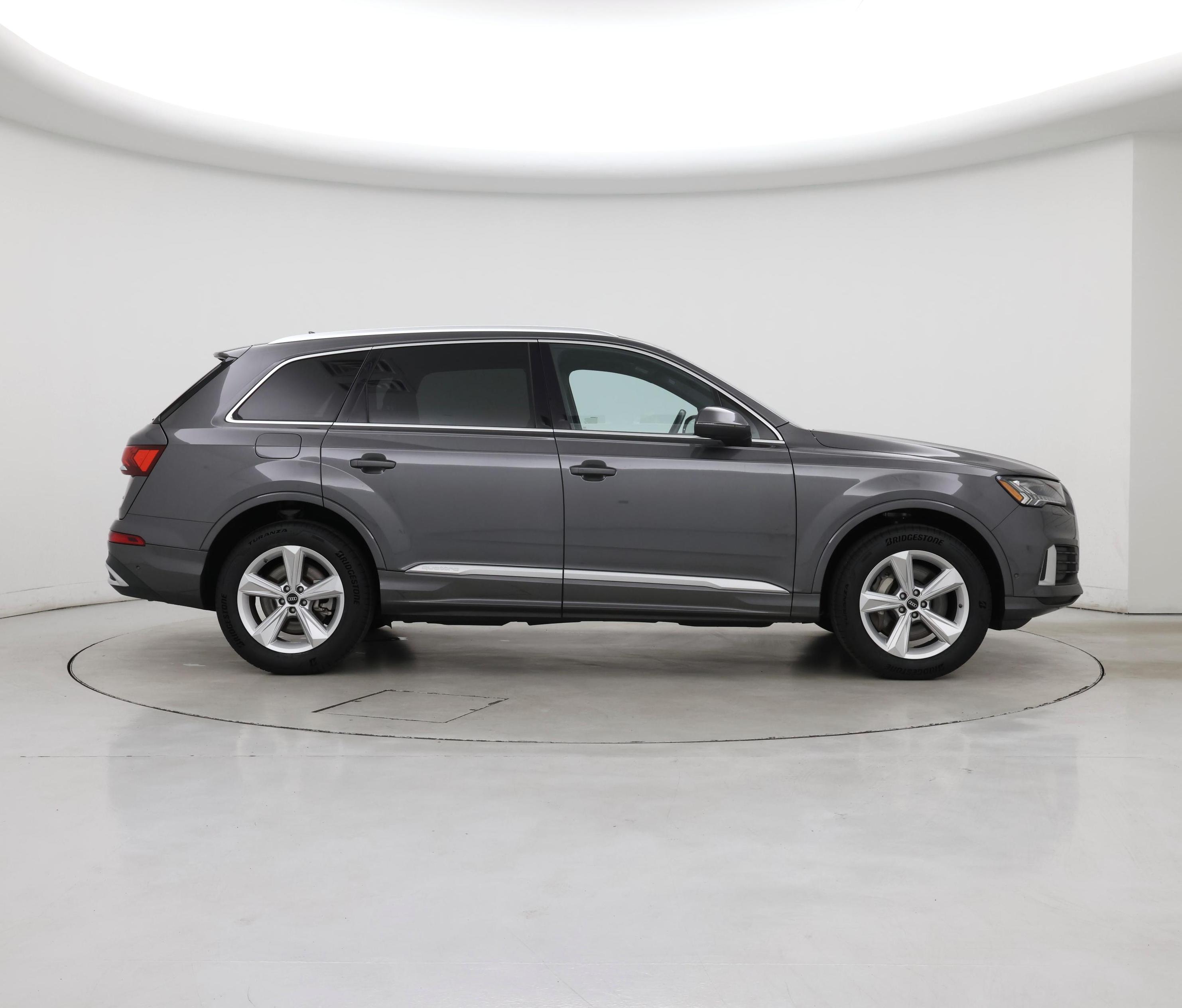 Thumbnail: 2023 Audi Q7 - 7