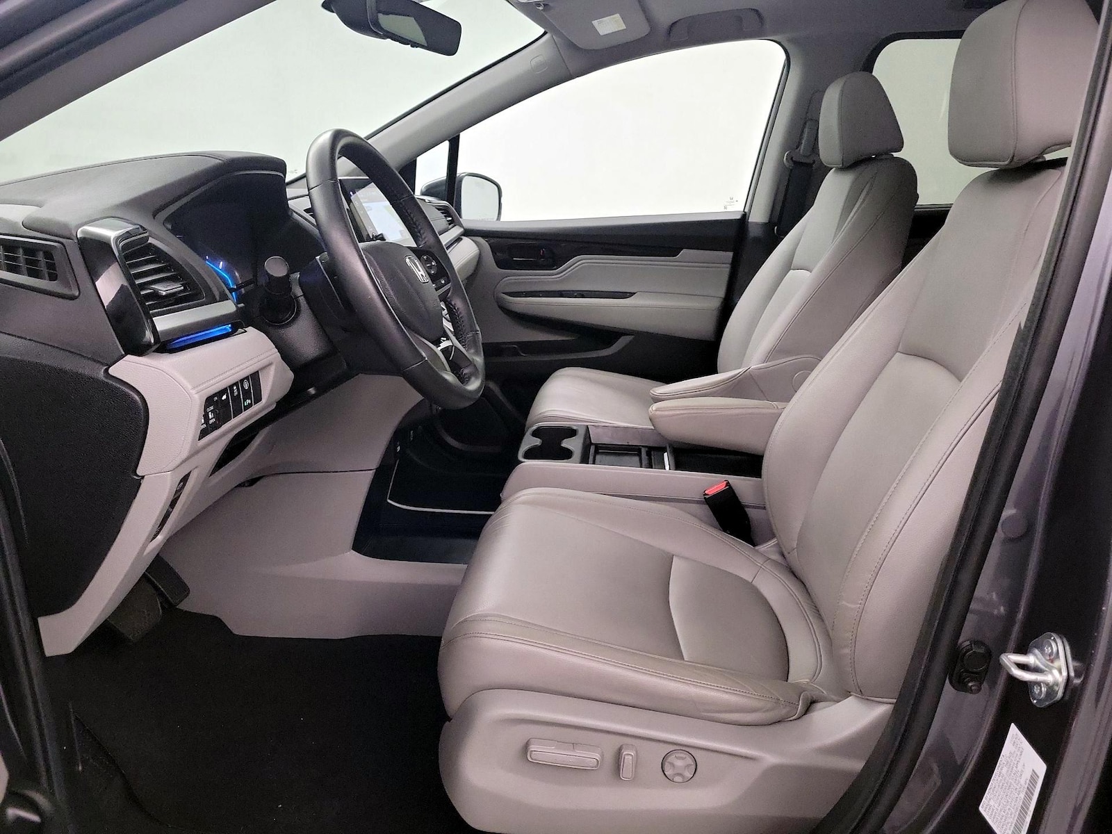 2024 Honda Odyssey Touring - Photo 12