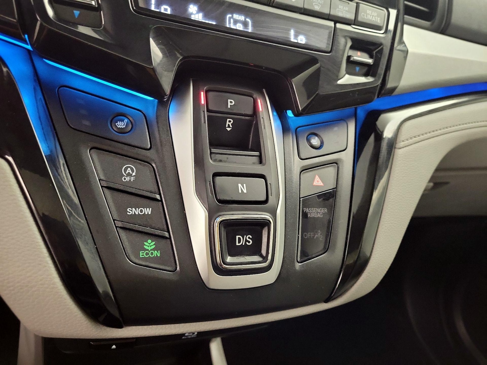 2024 Honda Odyssey Touring - Photo 19