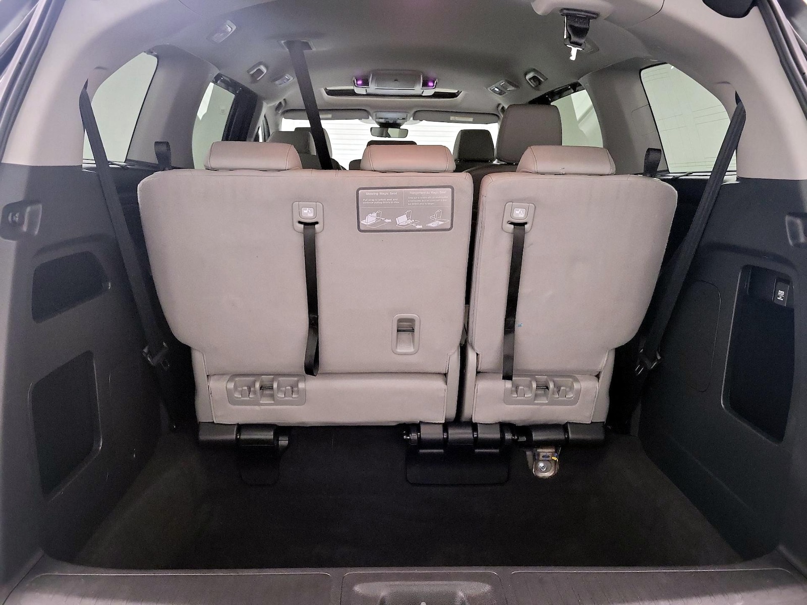 2024 Honda Odyssey Touring - Photo 24