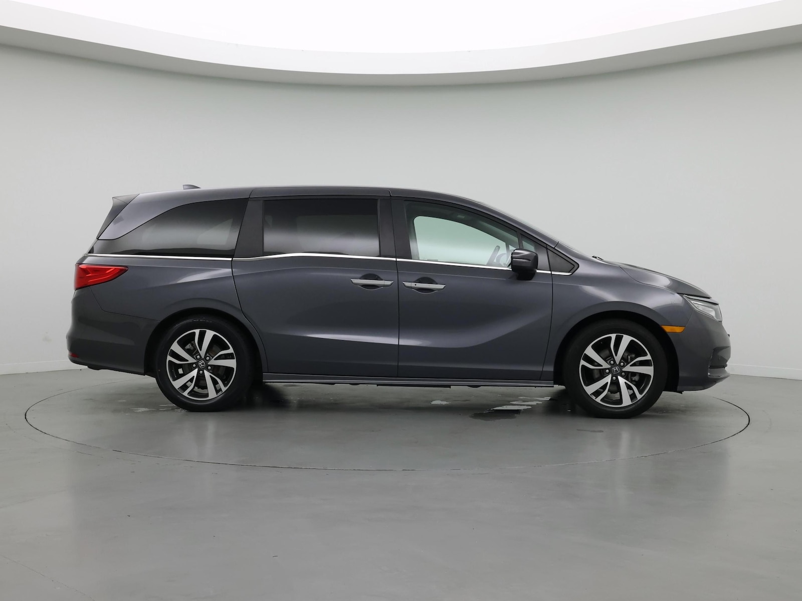 2024 Honda Odyssey Touring - Photo 8