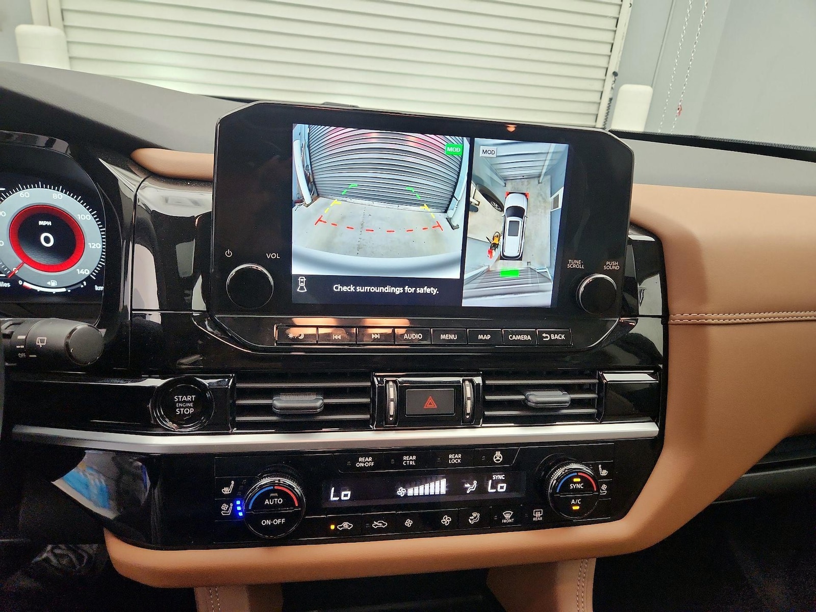 2025 Nissan Pathfinder Platinum - Photo 15