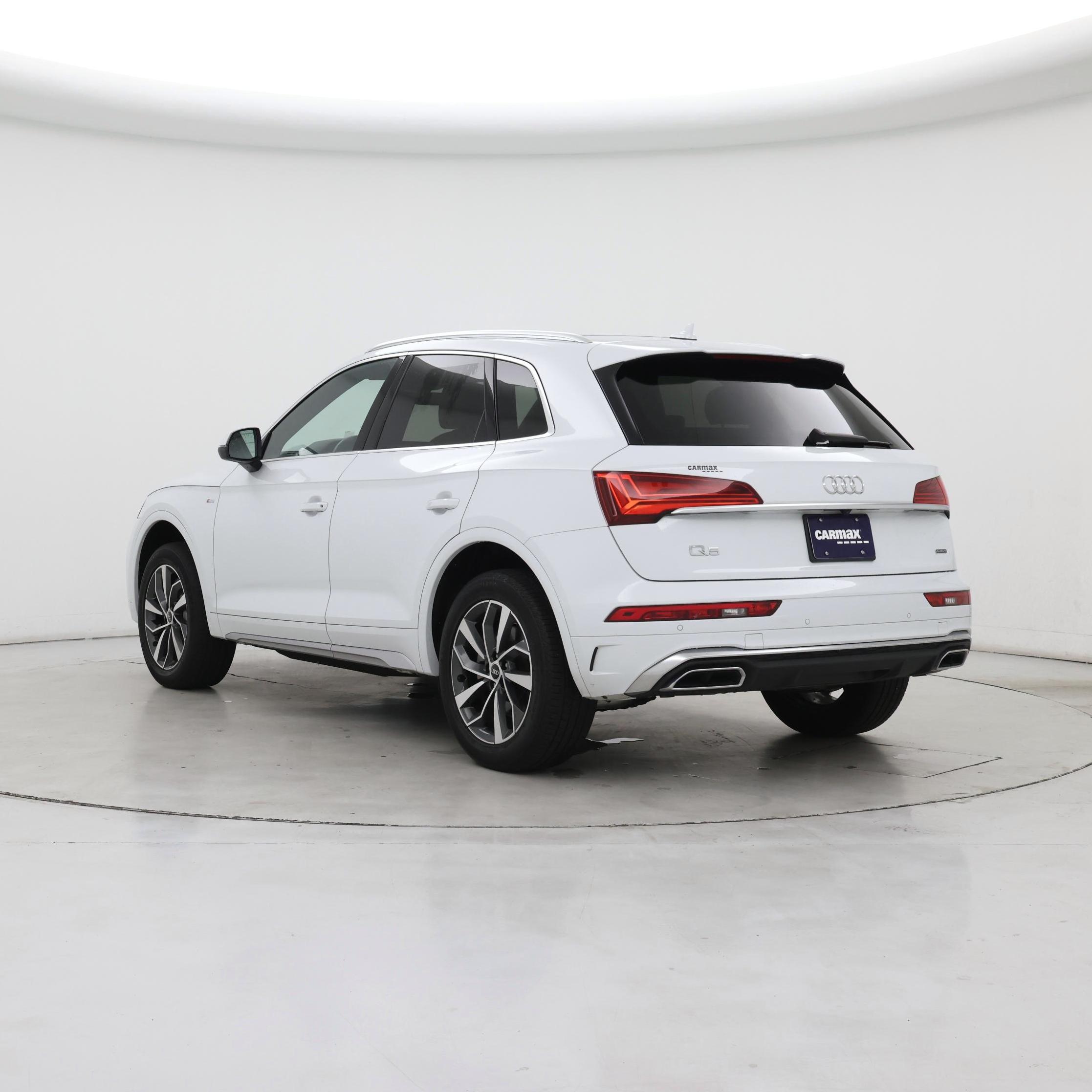 Thumbnail: 2023 Audi Q5 - 2