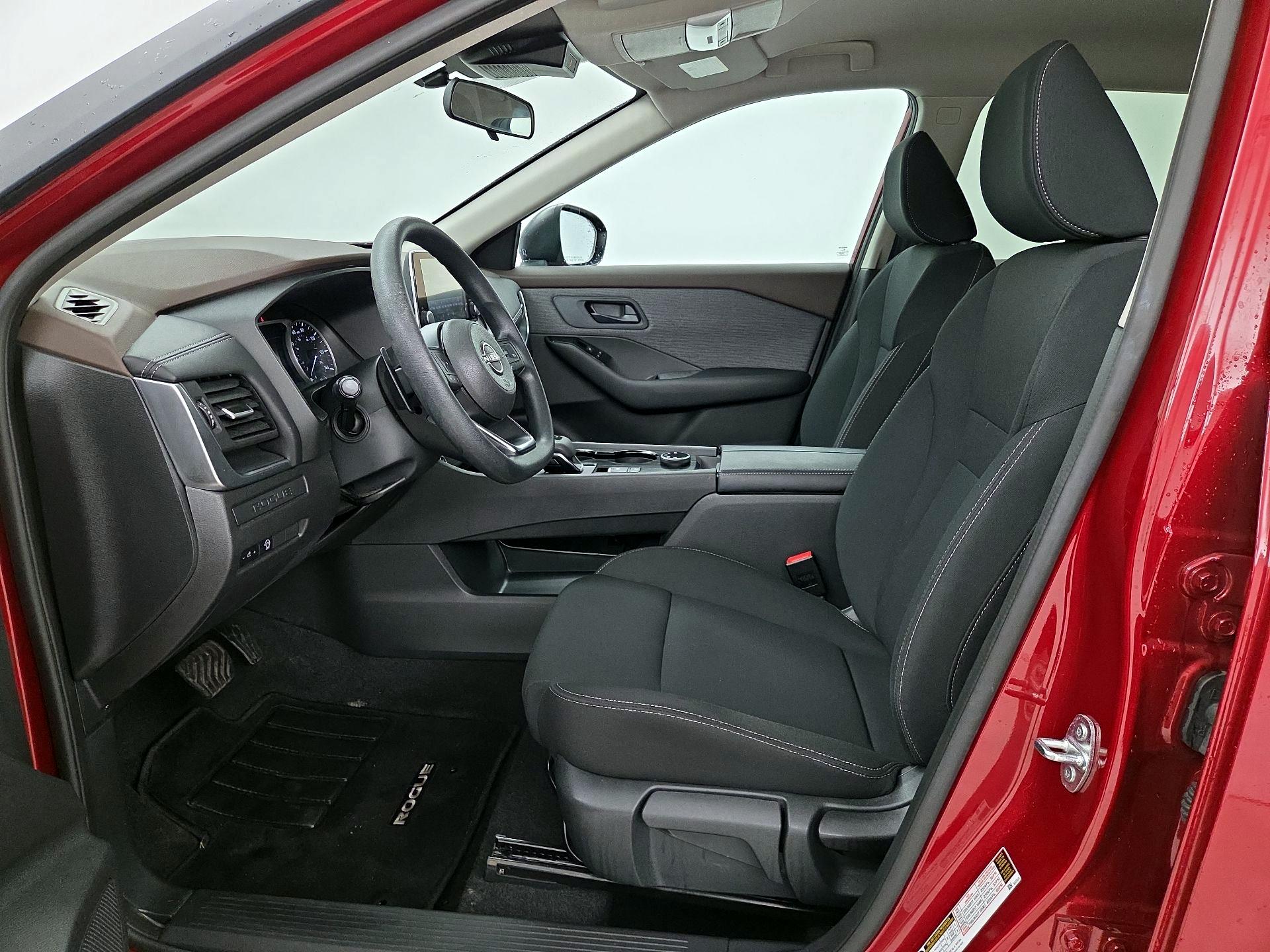 Thumbnail: 2023 Nissan Rogue - 11