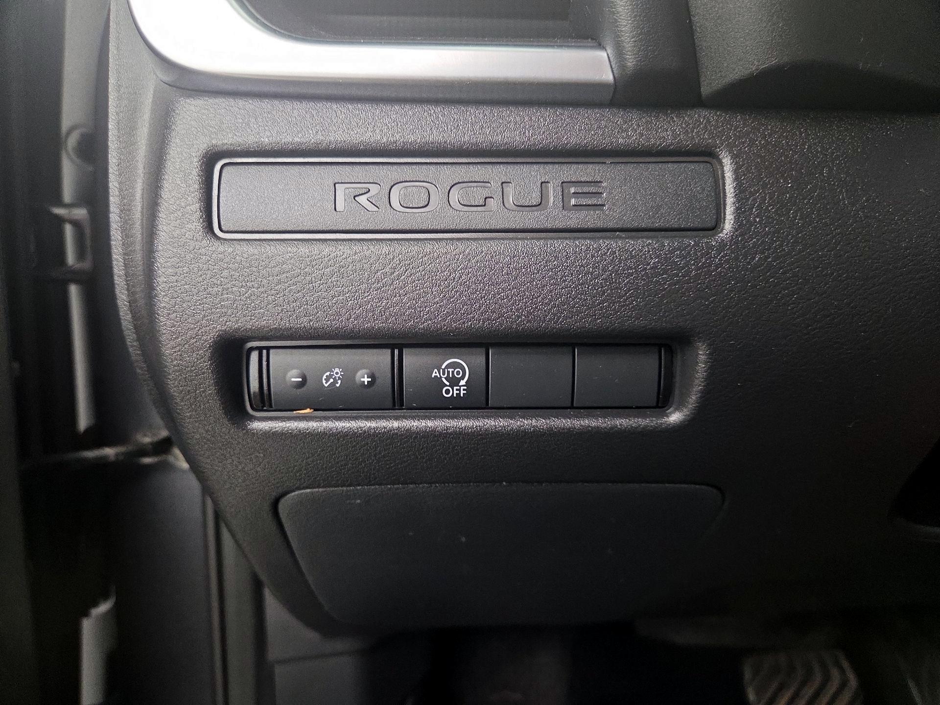Thumbnail: 2023 Nissan Rogue - 13