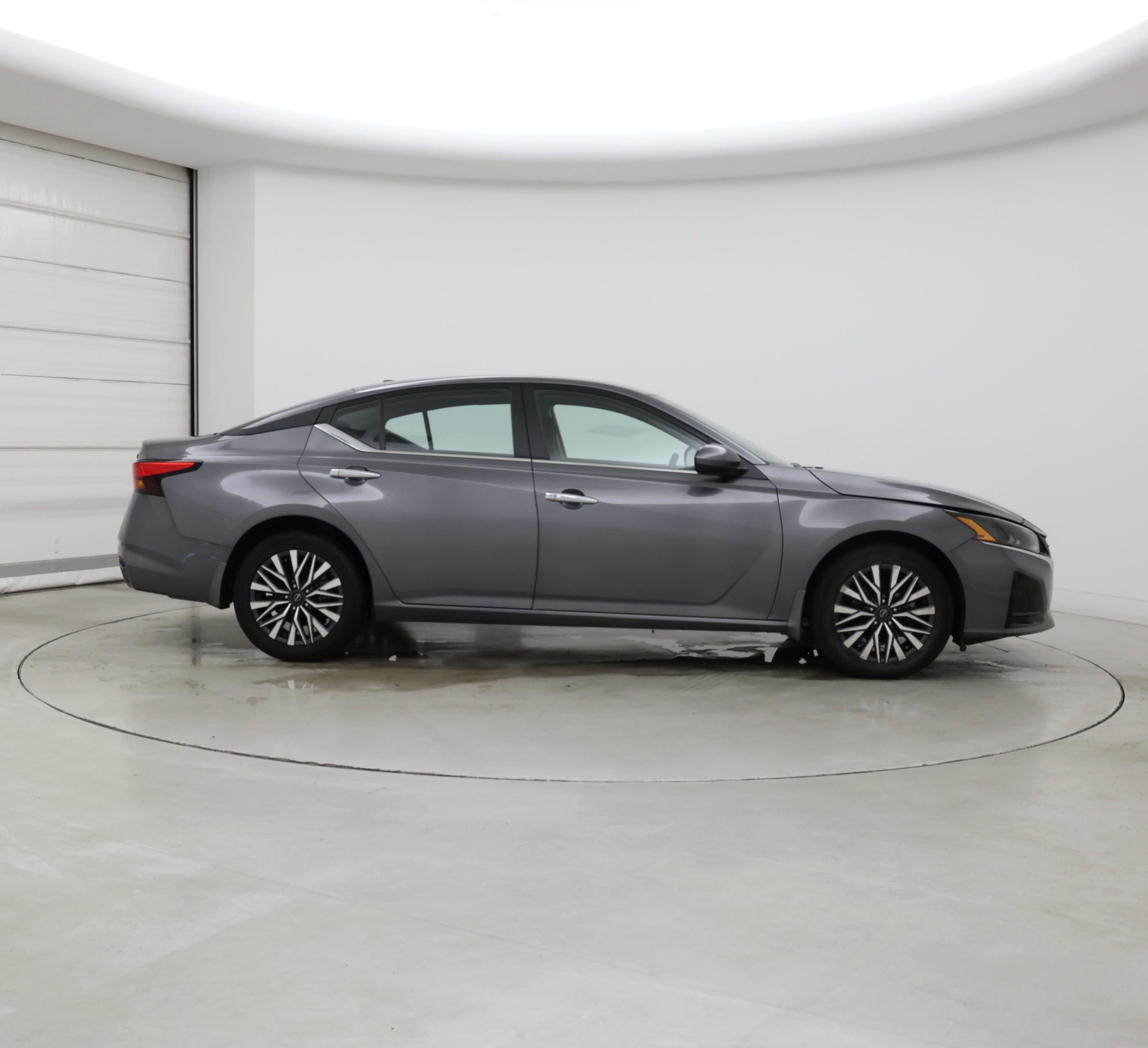 Thumbnail: 2023 Nissan Altima - 7
