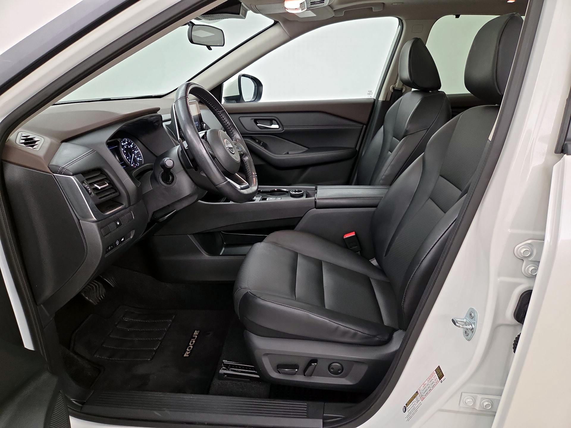 Thumbnail: 2023 Nissan Rogue - 11