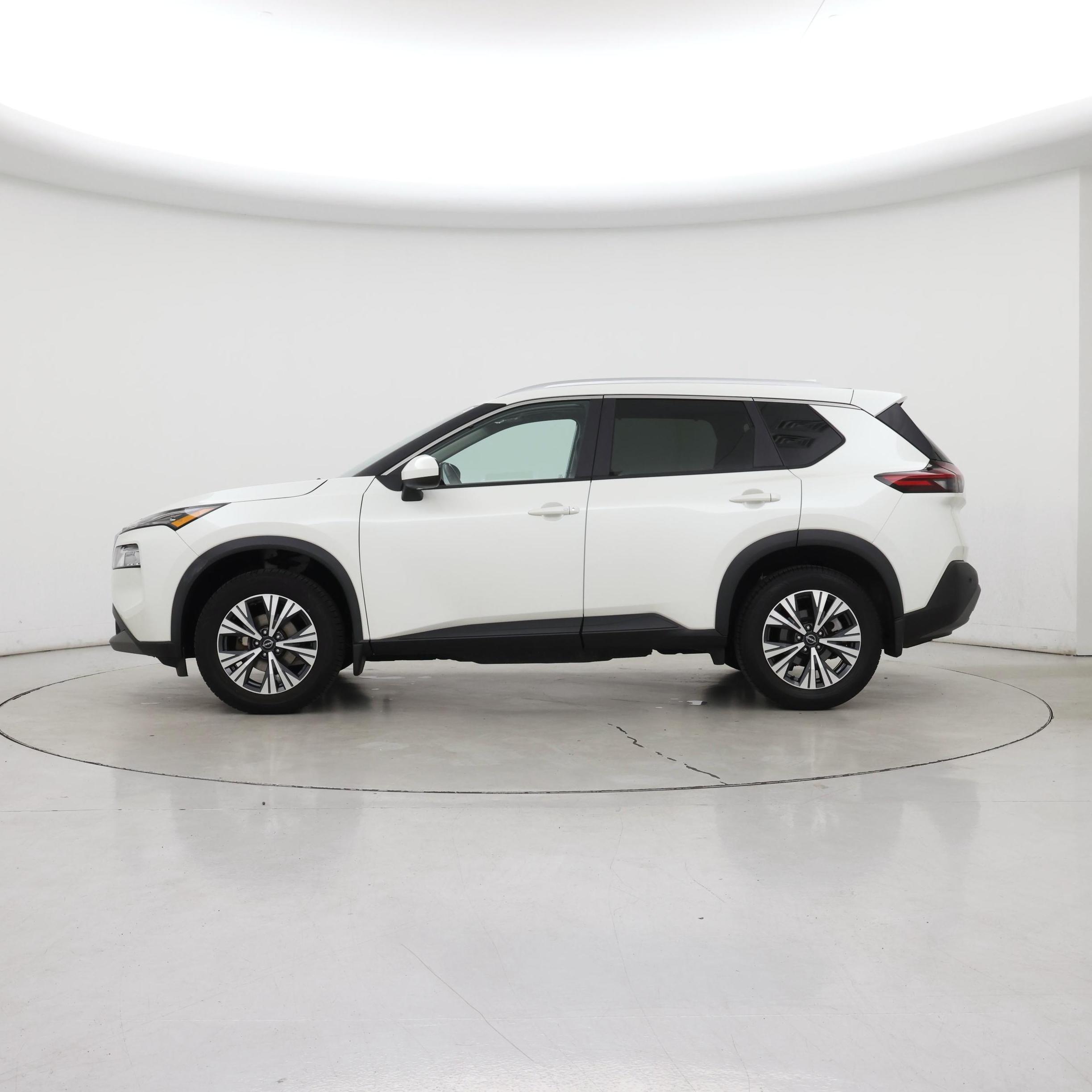 Thumbnail: 2023 Nissan Rogue - 3