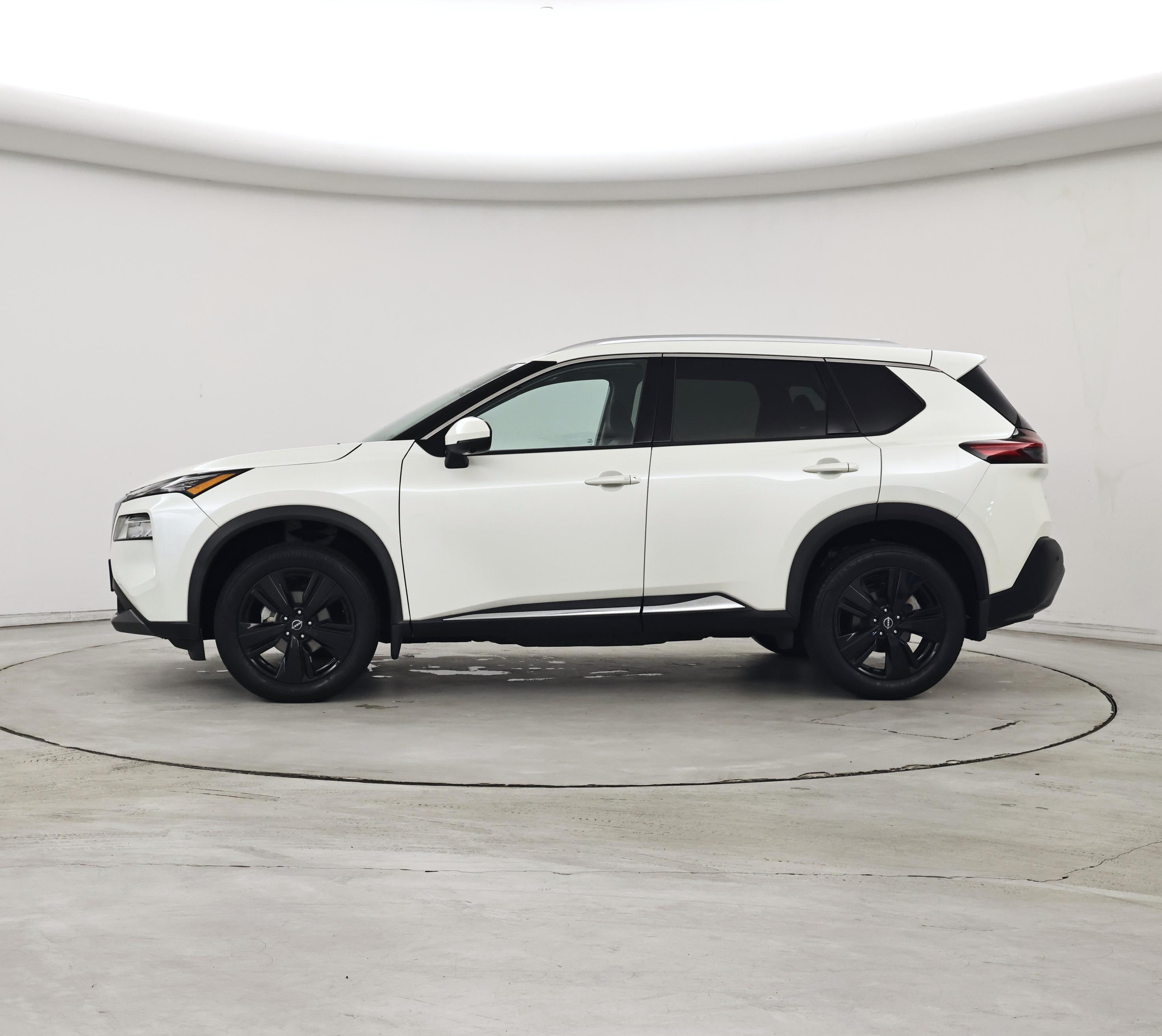 Thumbnail: 2023 Nissan Rogue - 3