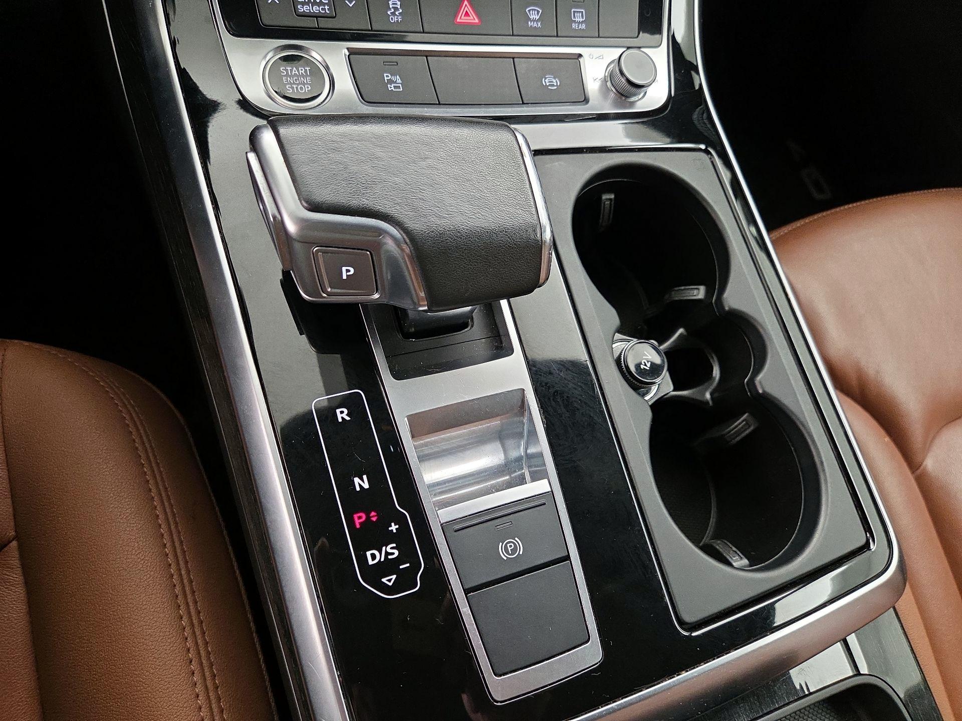 Thumbnail: 2021 Audi Q7 - 18