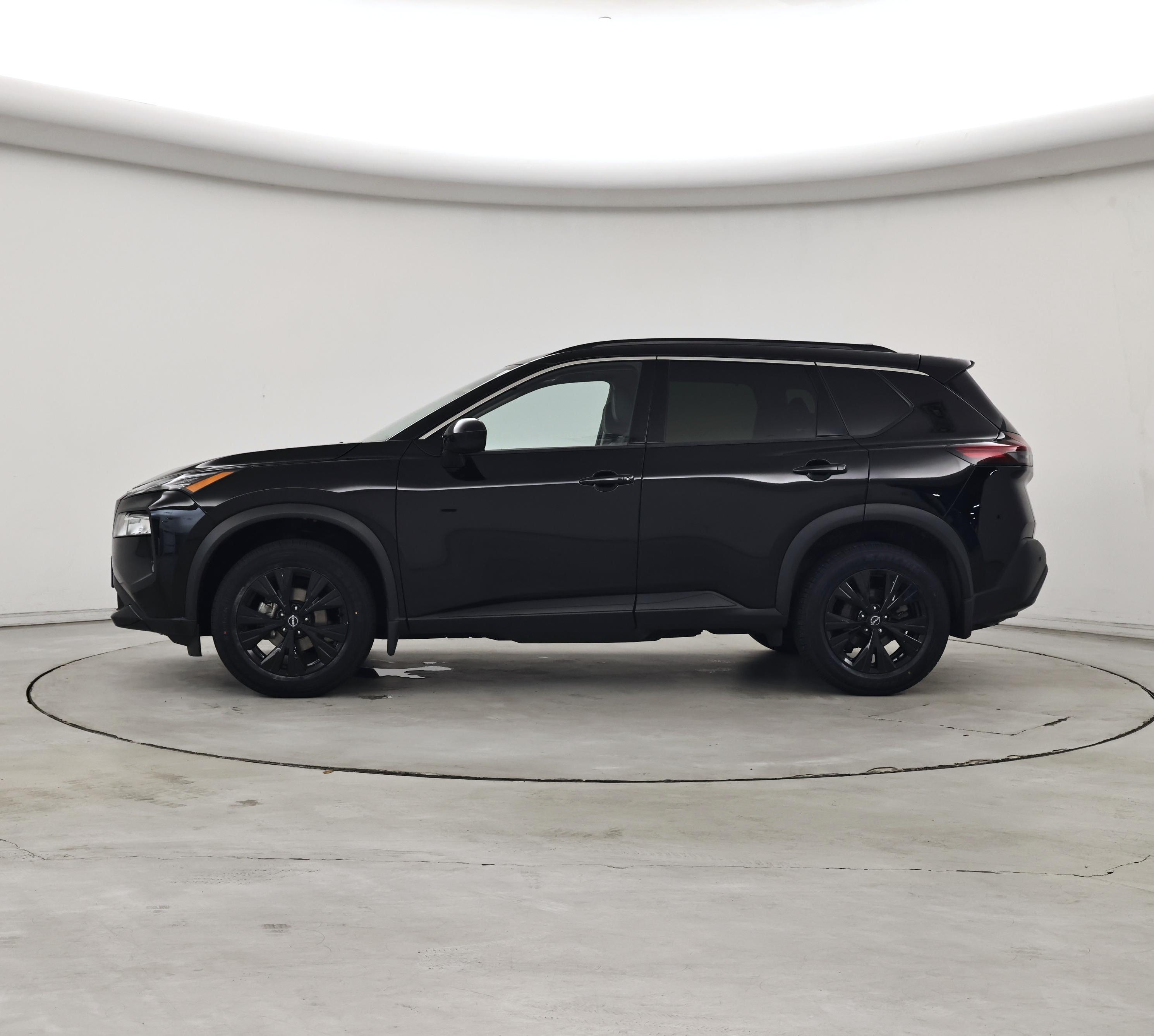 Thumbnail: 2023 Nissan Rogue - 3