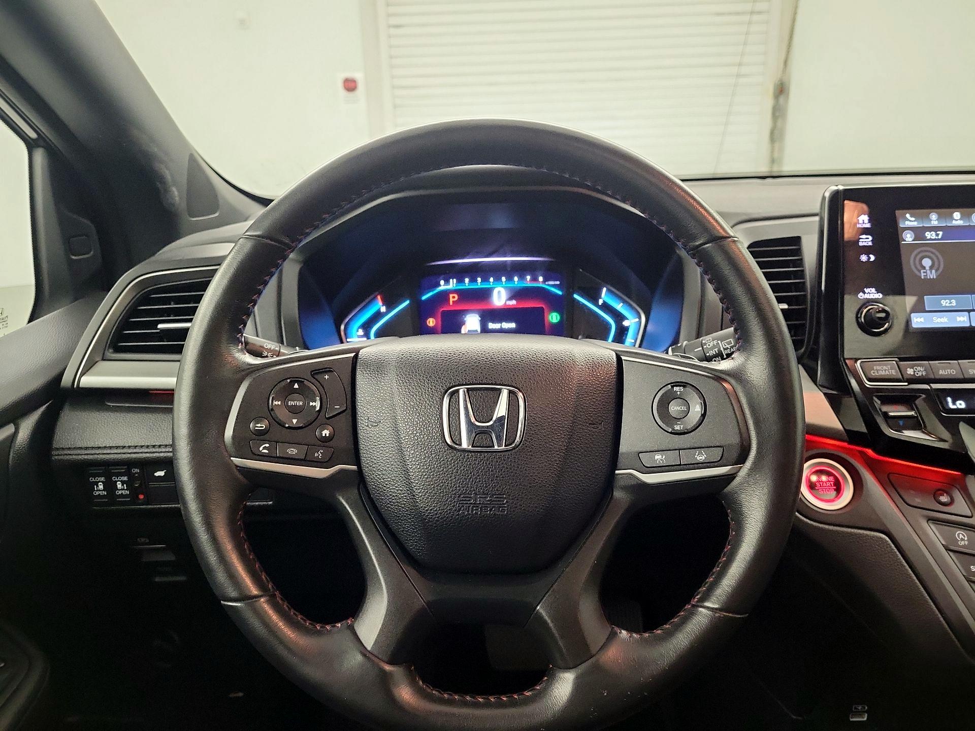Thumbnail: 2023 Honda Odyssey - 10