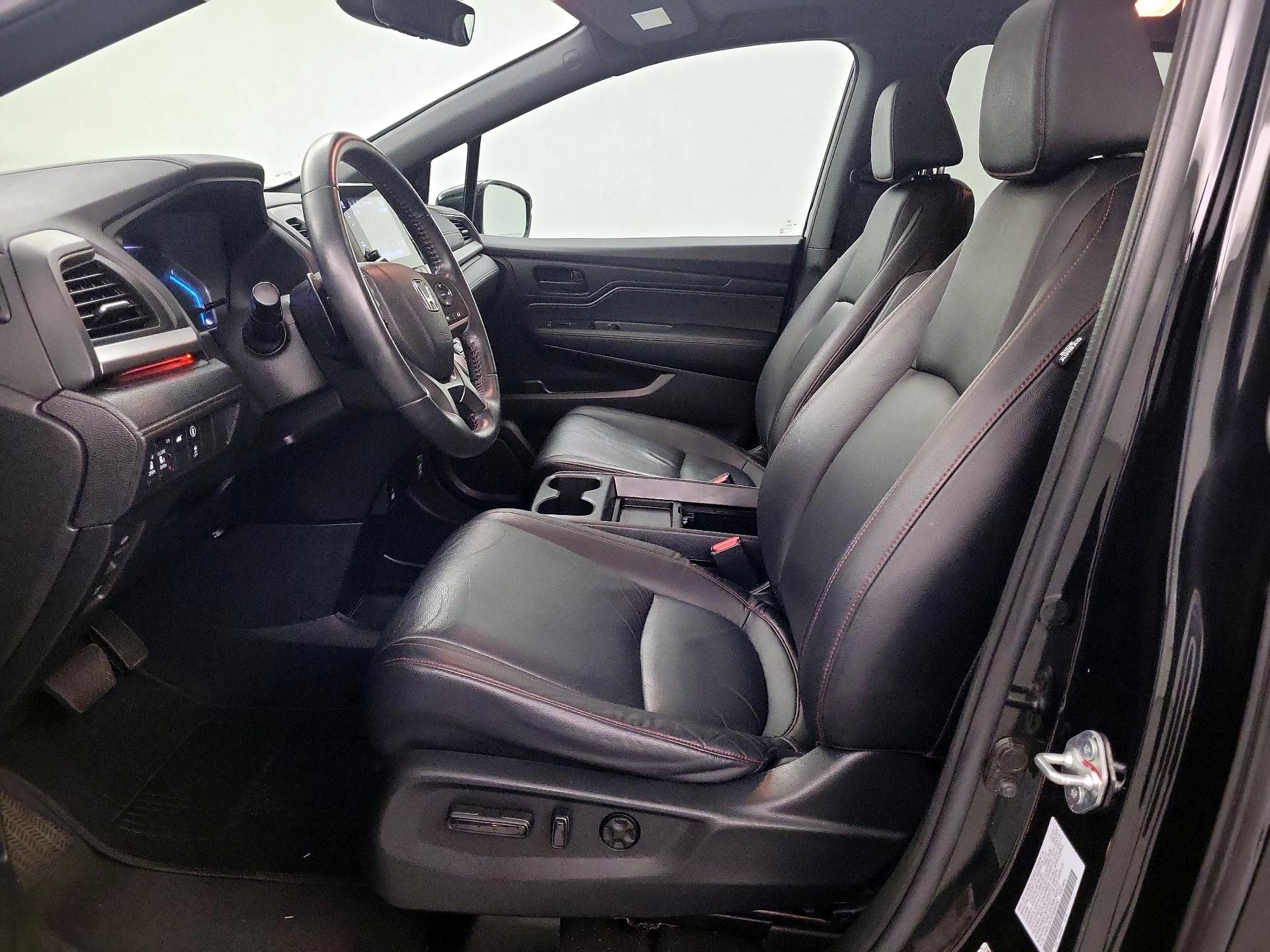 Thumbnail: 2023 Honda Odyssey - 11