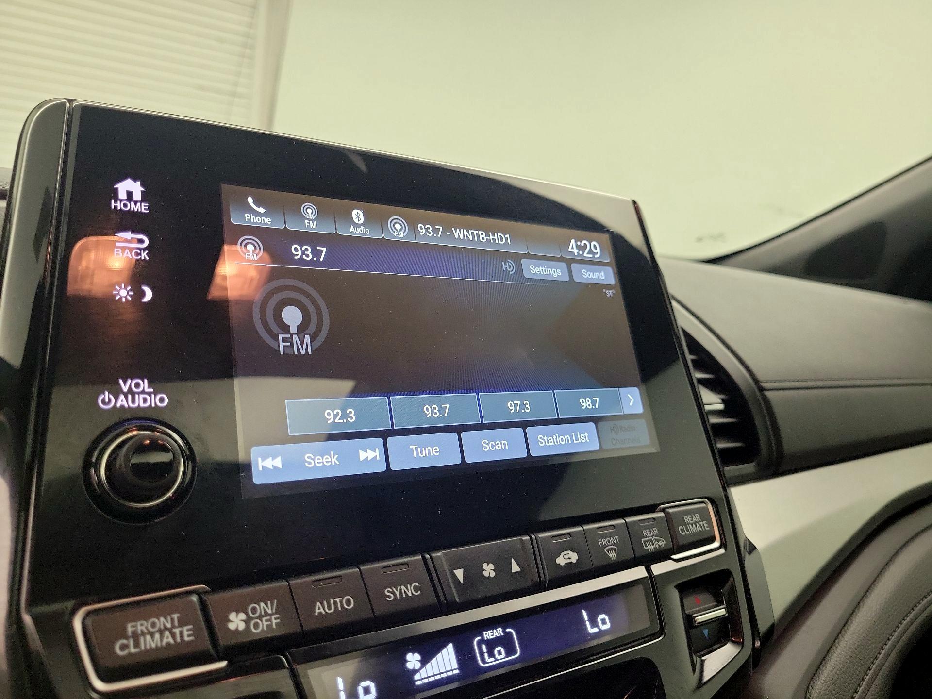 Thumbnail: 2023 Honda Odyssey - 15
