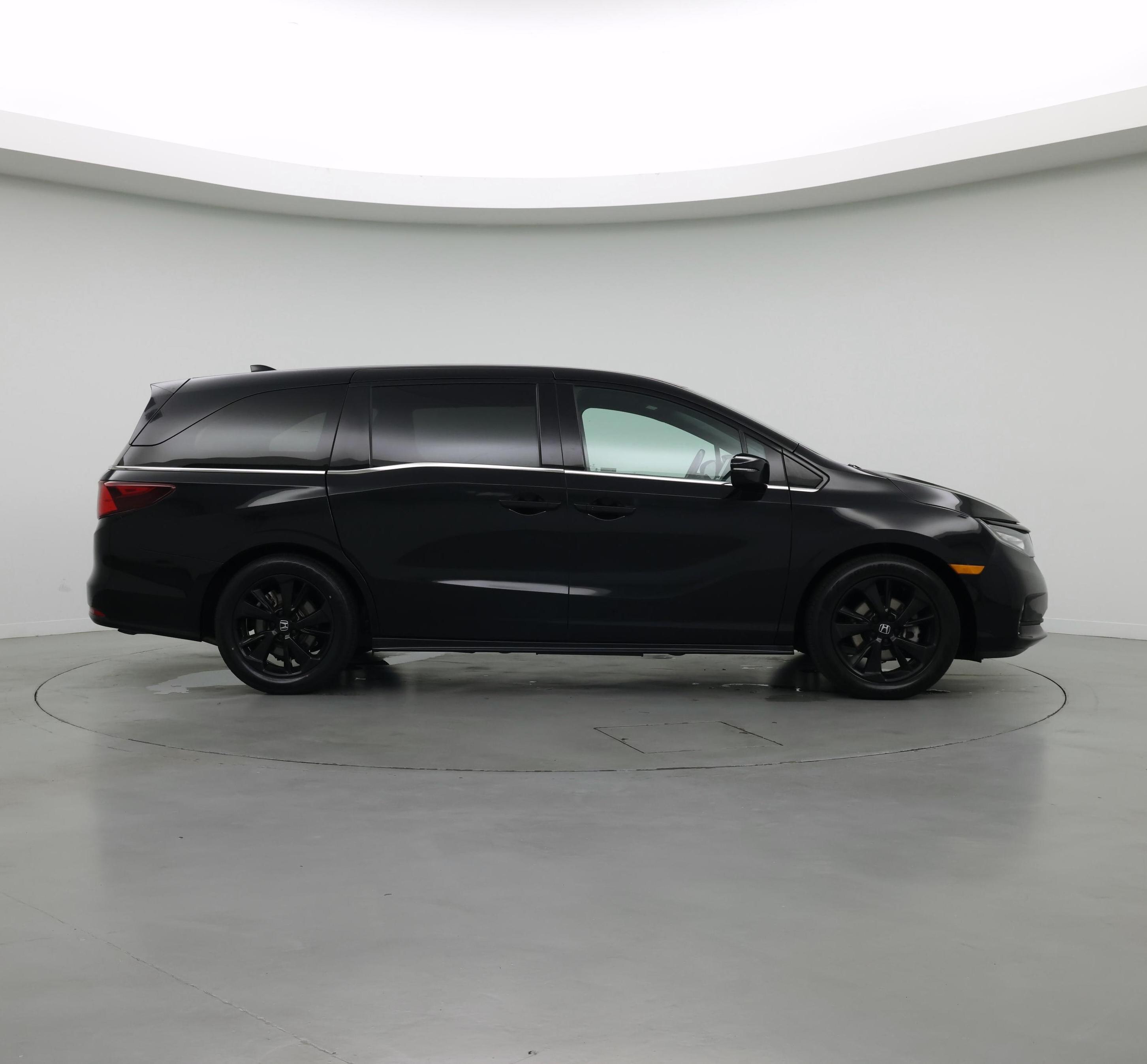 Thumbnail: 2023 Honda Odyssey - 7
