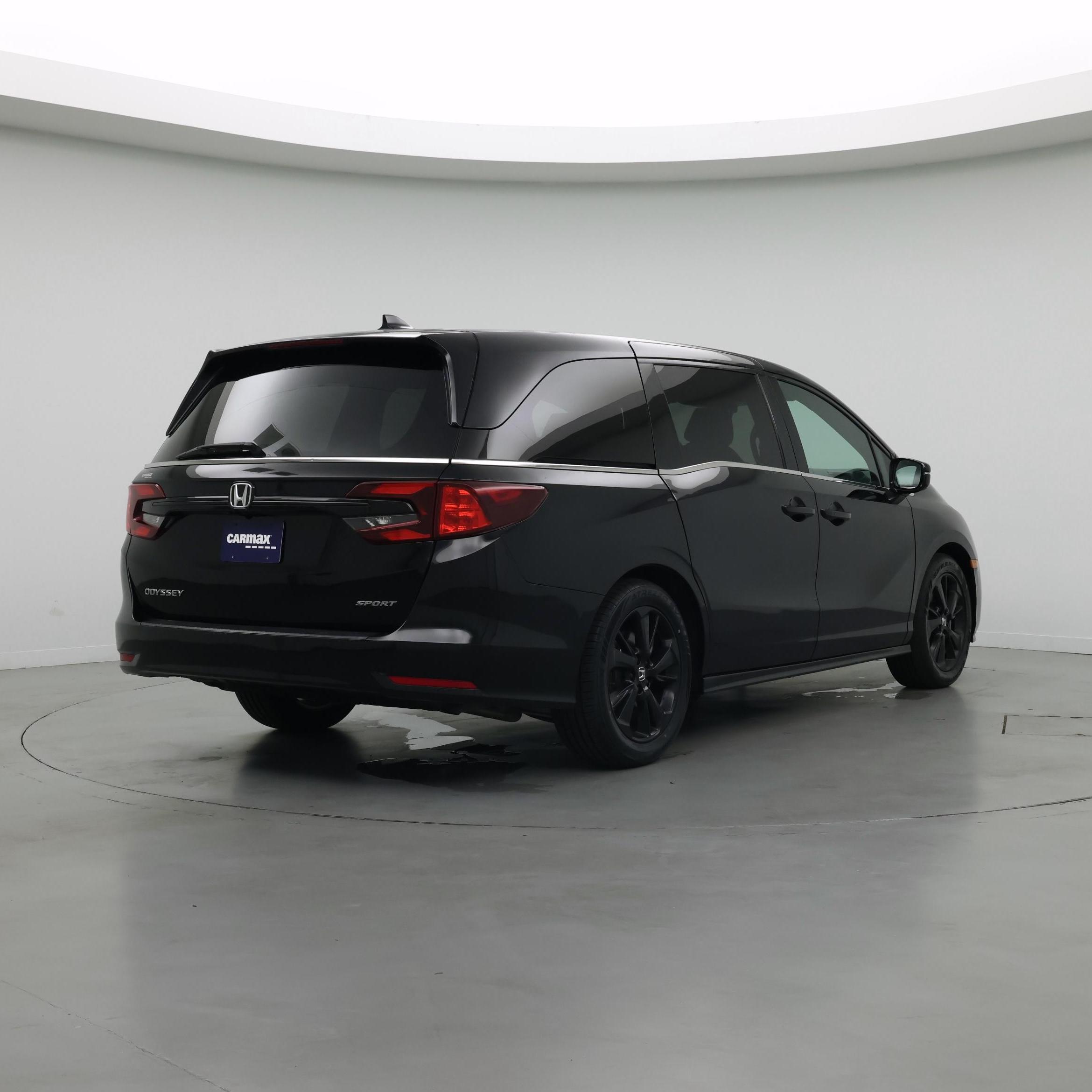 Thumbnail: 2023 Honda Odyssey - 8