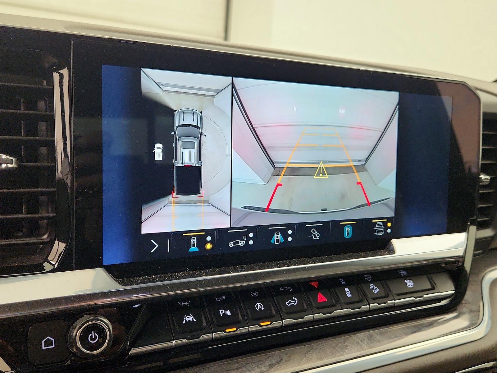 2023 Chevrolet Silverado 1500 LTZ - Photo 15
