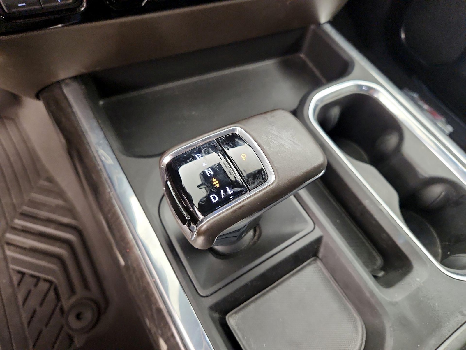 2023 Chevrolet Silverado 1500 LTZ - Photo 18