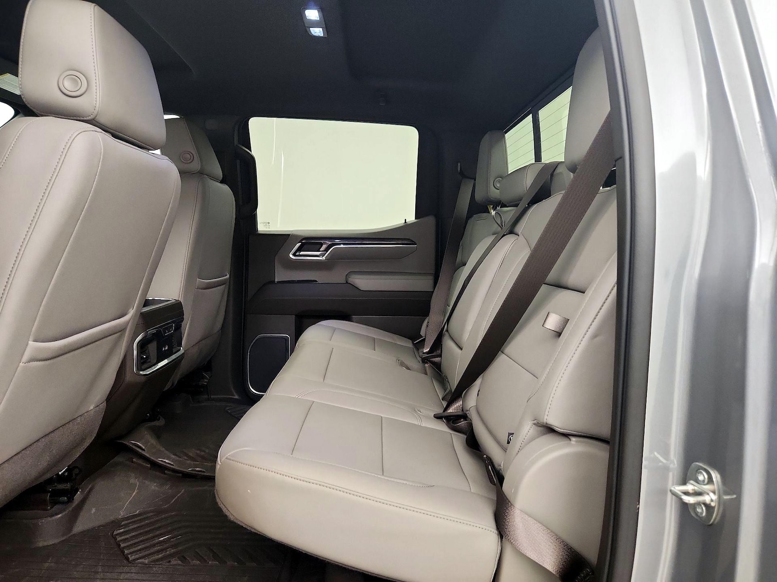 2023 Chevrolet Silverado 1500 LTZ - Photo 20