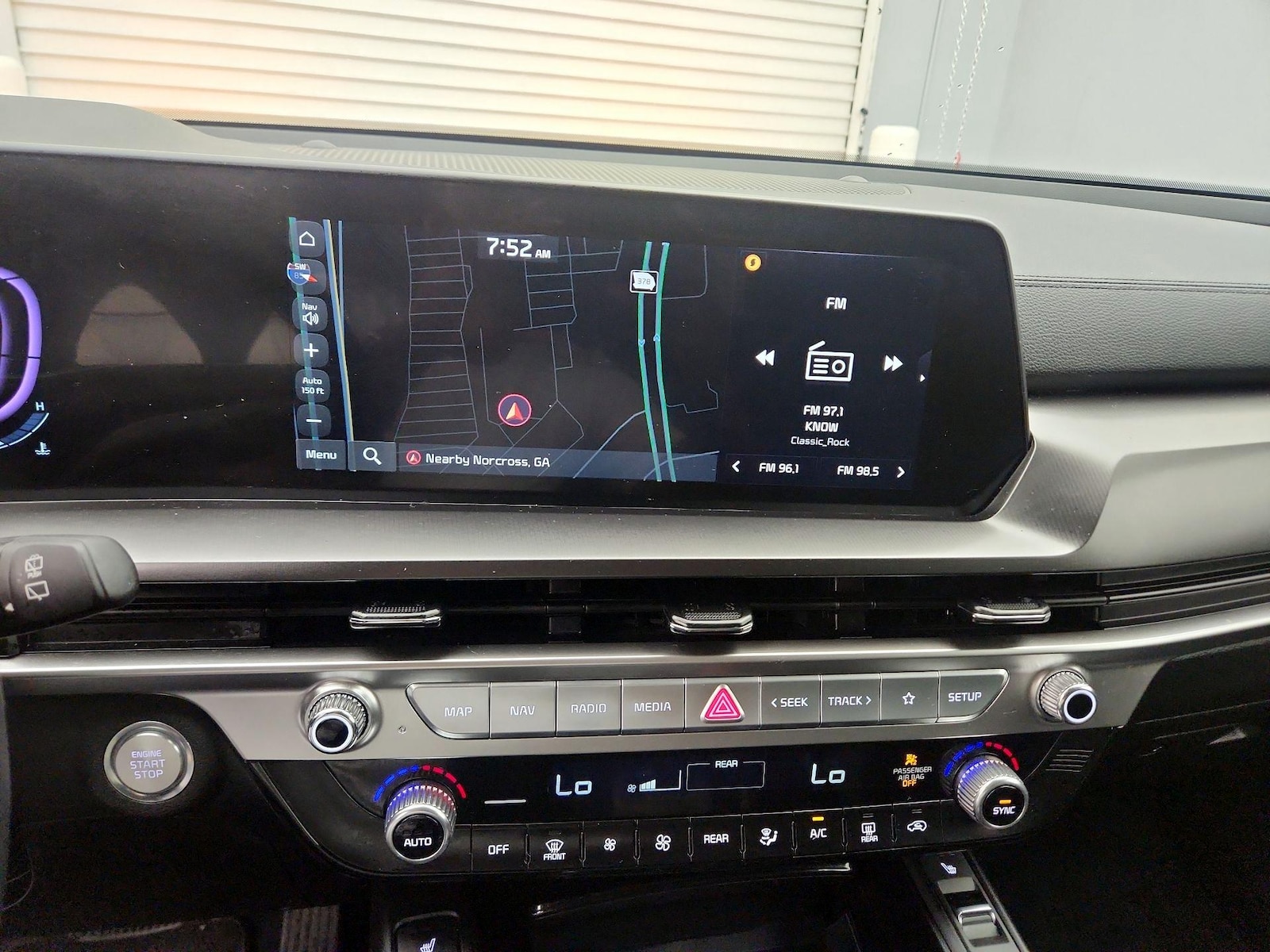 2025 Kia Telluride S - Photo 15