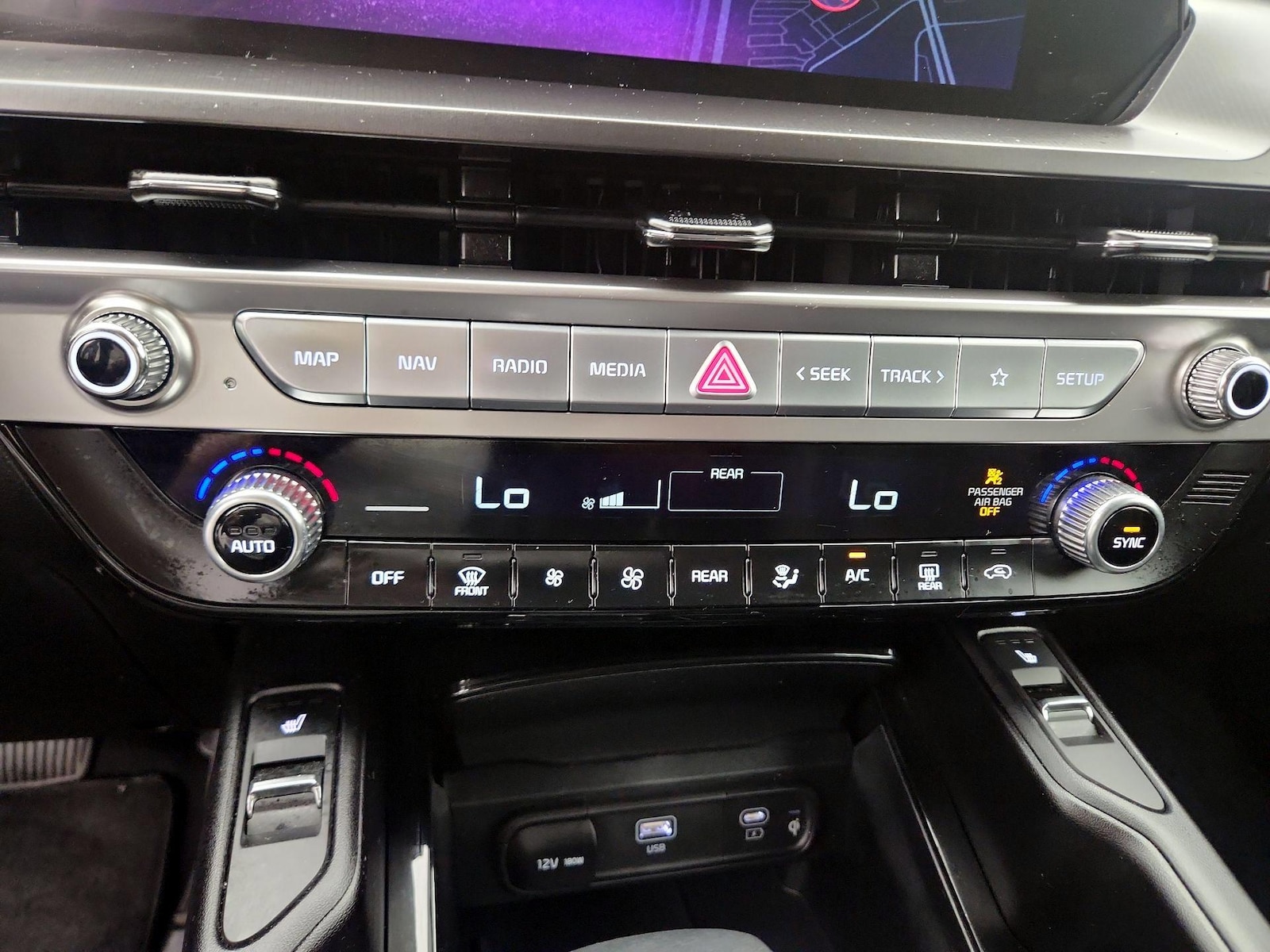 2025 Kia Telluride S - Photo 18