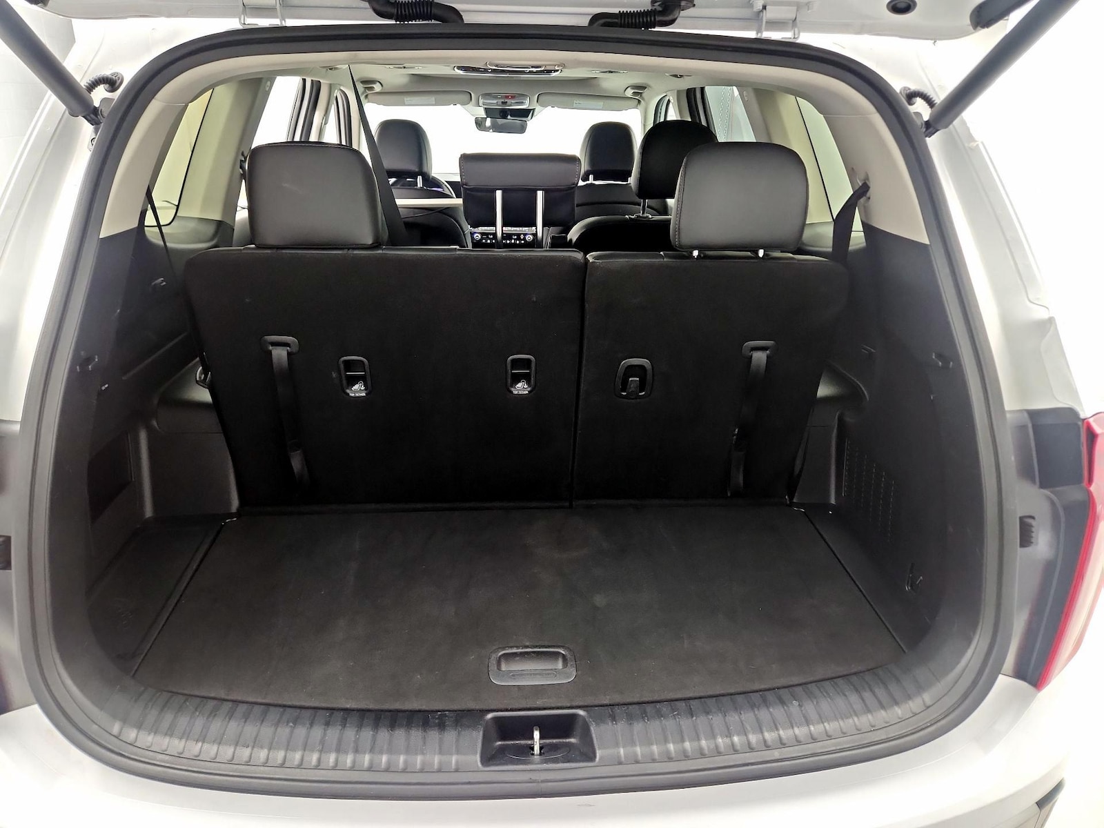 2025 Kia Telluride S - Photo 23