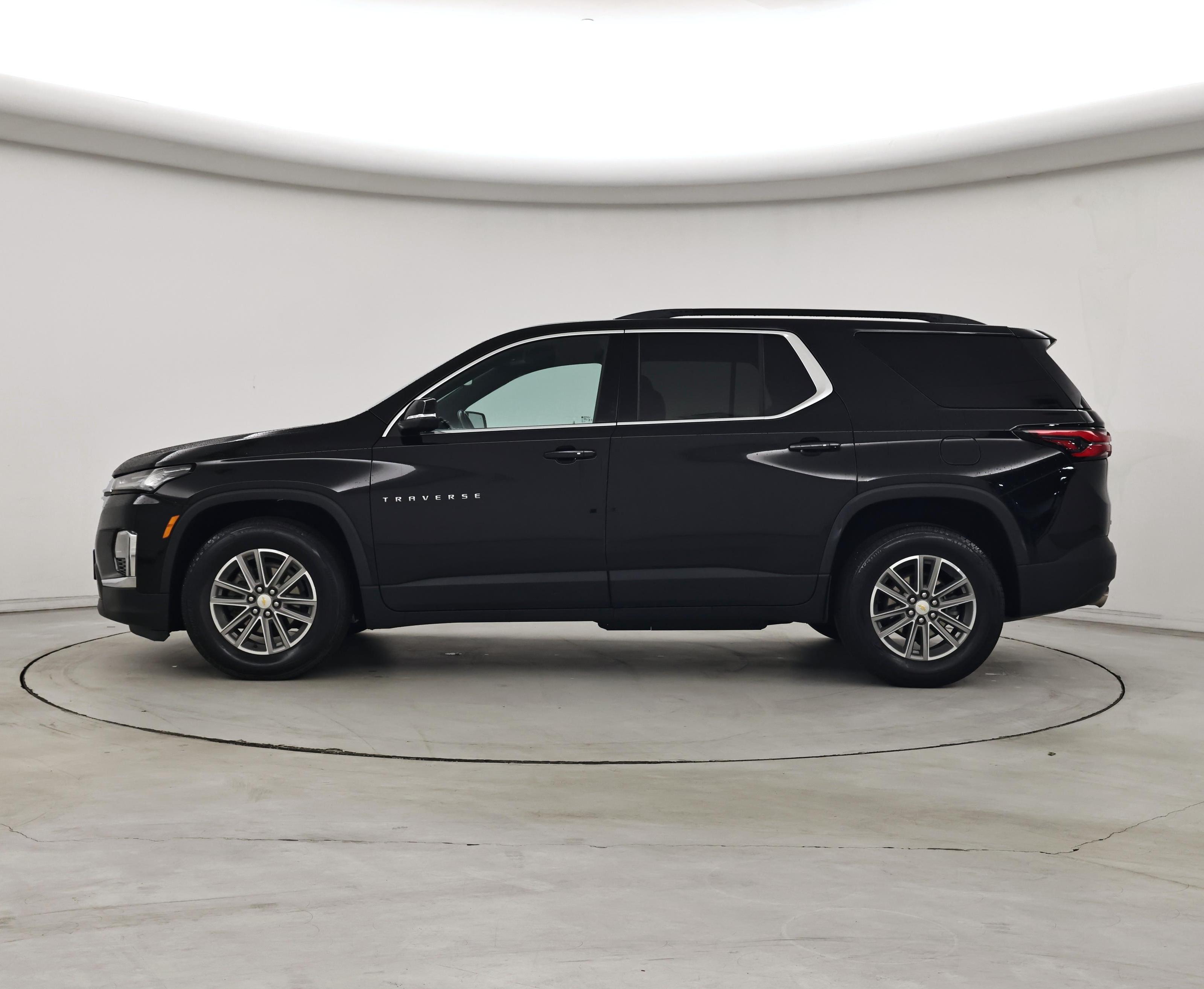 Thumbnail: 2023 Chevrolet Traverse - 3