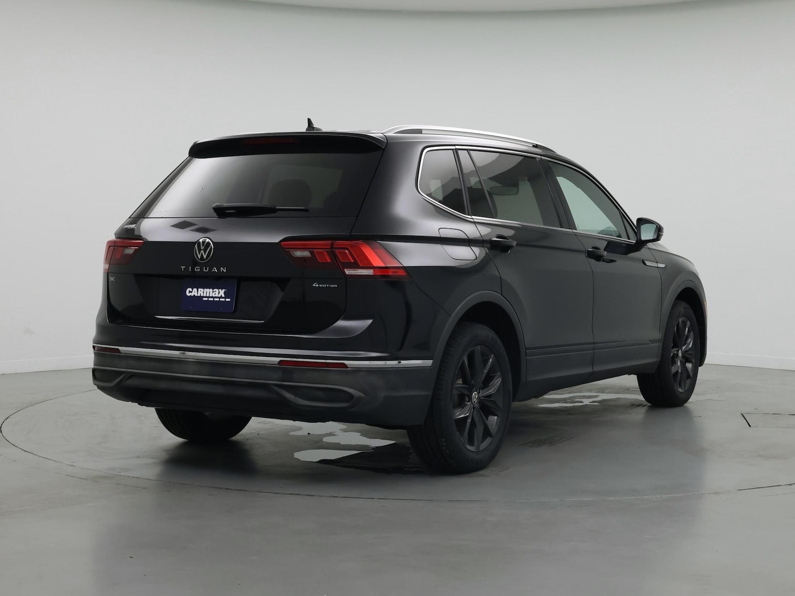 2024 Volkswagen Tiguan SE - Photo 9