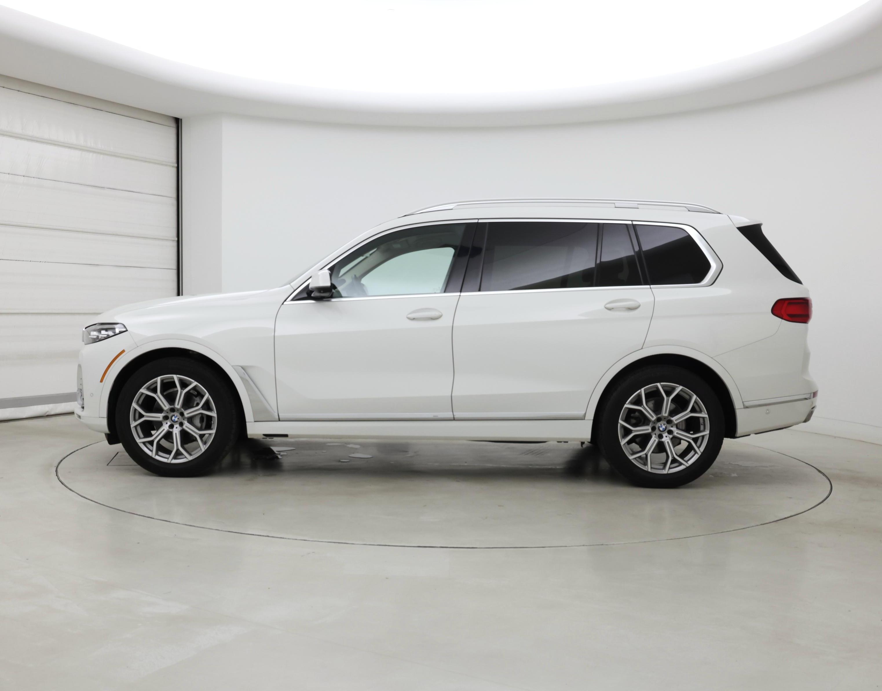 Thumbnail: 2022 BMW X7 - 3