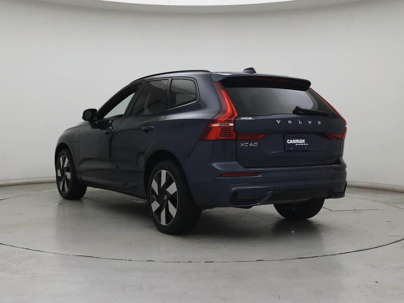 2024 Volvo XC60 Plus - Photo 3