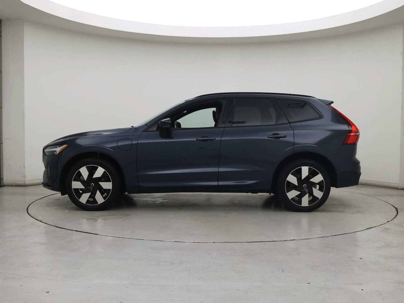 2024 Volvo XC60 Plus - Photo 4