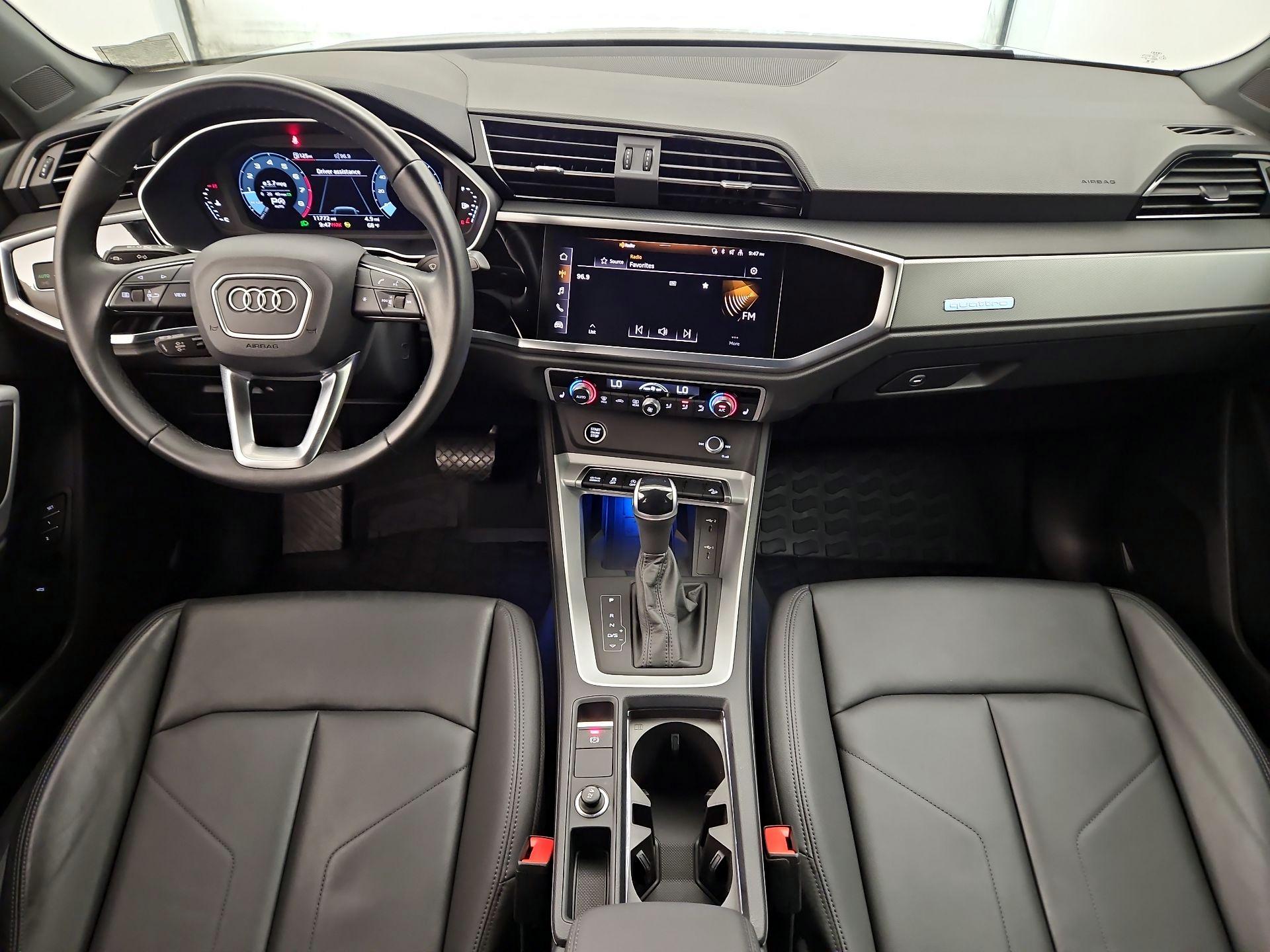 Thumbnail: 2024 Audi Q3 - 9