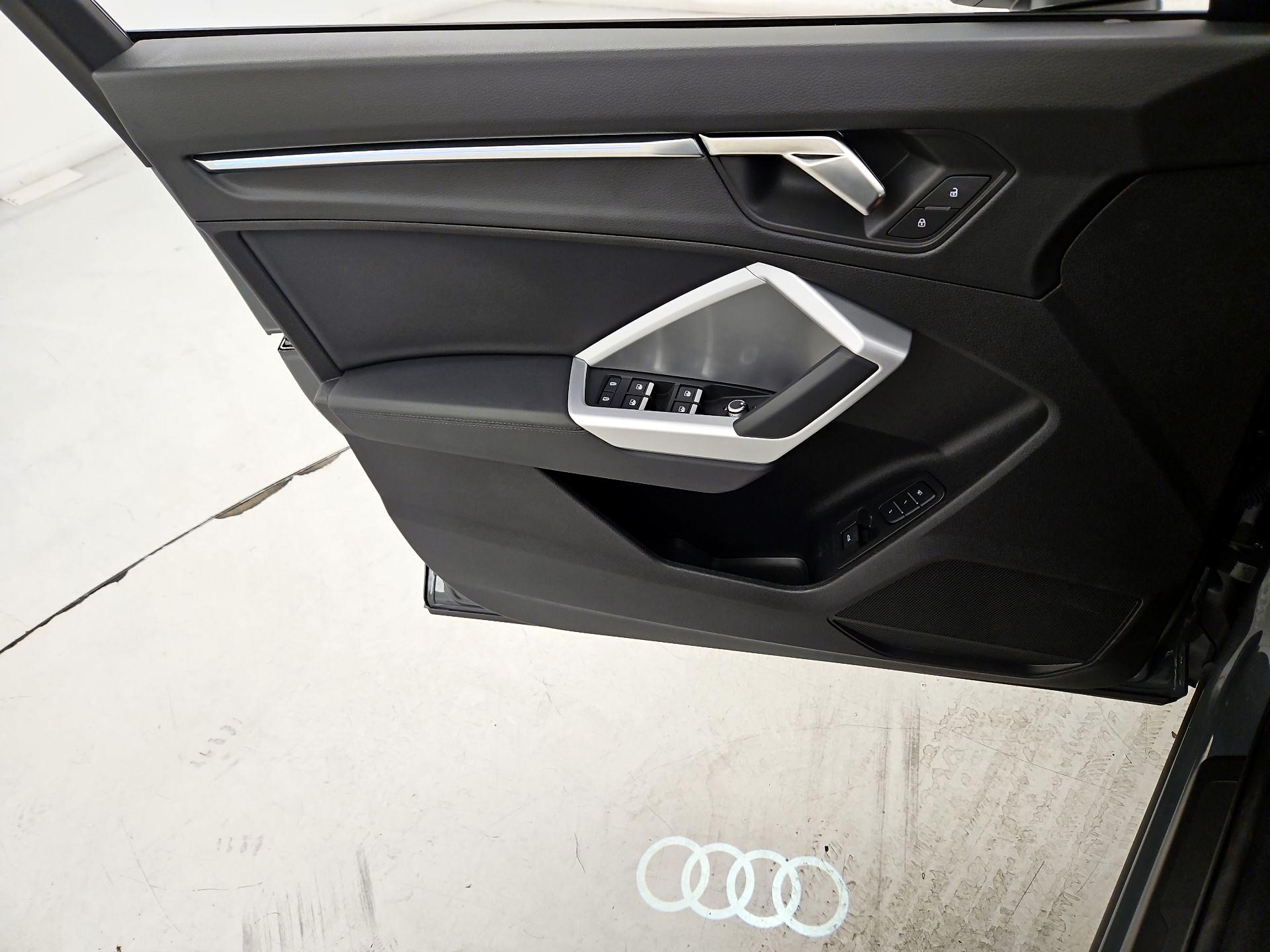 Thumbnail: 2024 Audi Q3 - 12