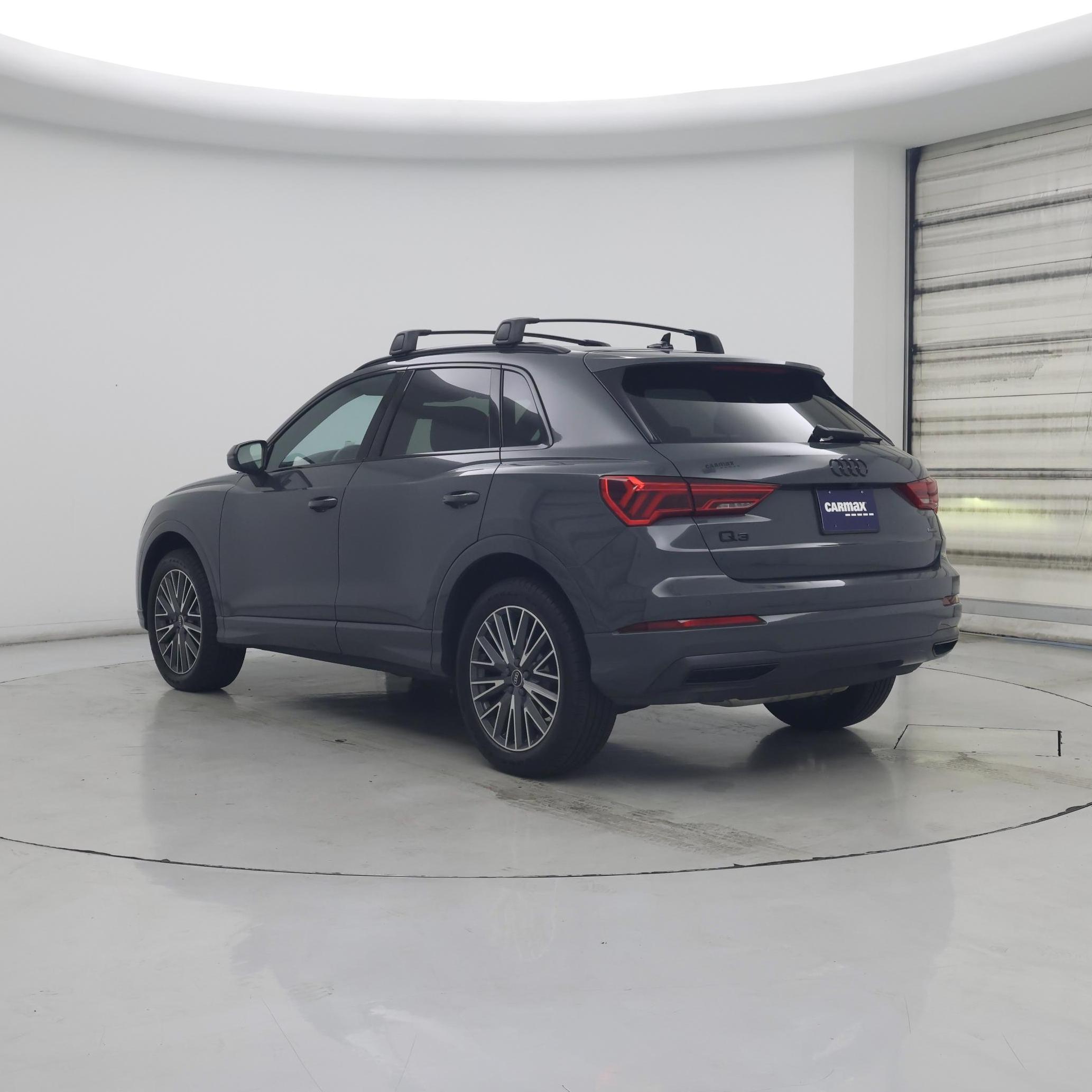 Thumbnail: 2024 Audi Q3 - 2
