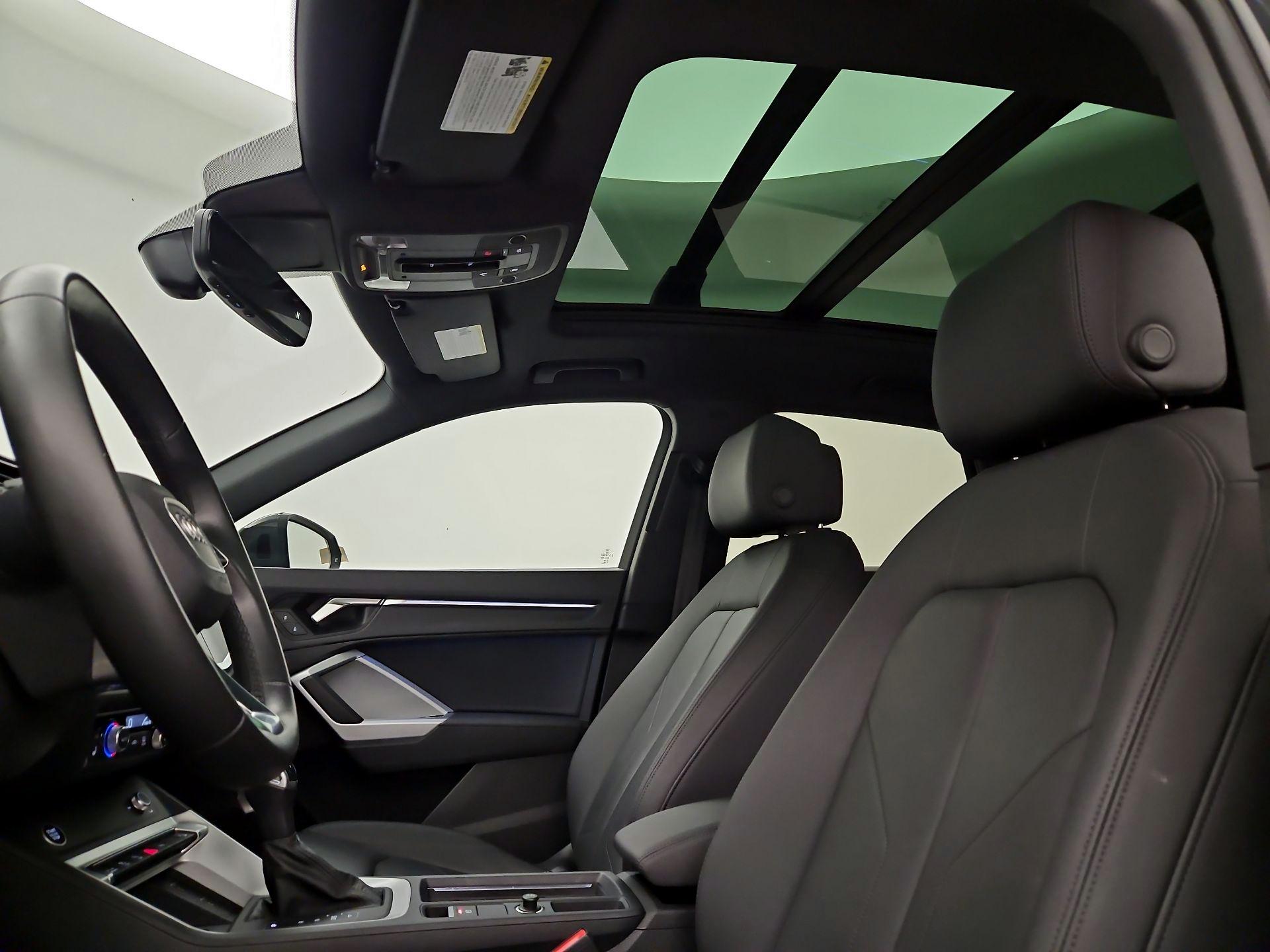 Thumbnail: 2024 Audi Q3 - 19