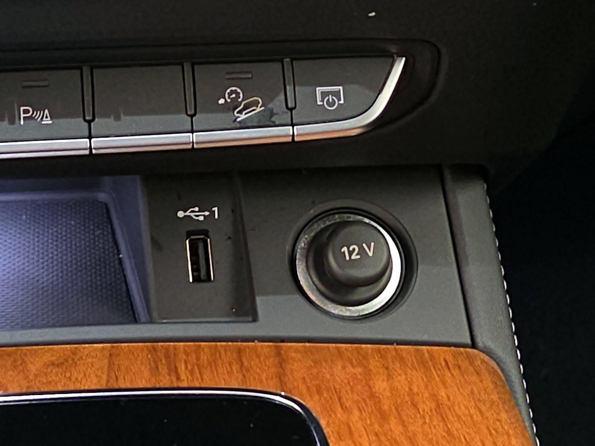 Thumbnail: 2023 Audi Q5 - 18