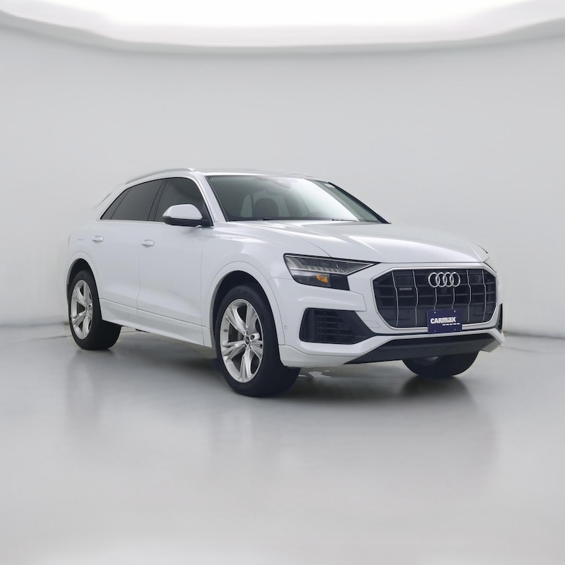 2023 Audi Q8 Premium Plus