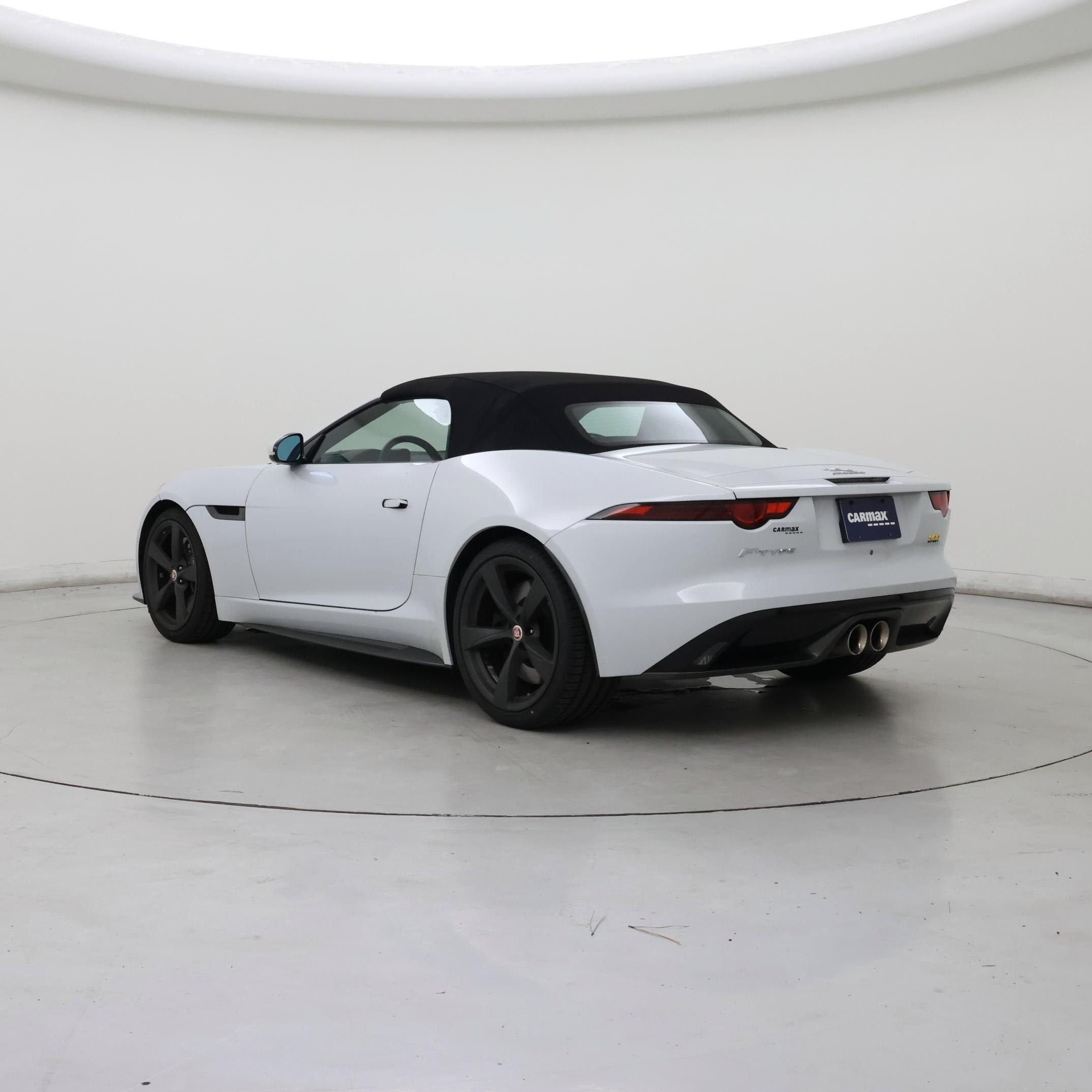 Thumbnail: 2018 Jaguar F-Type - 2