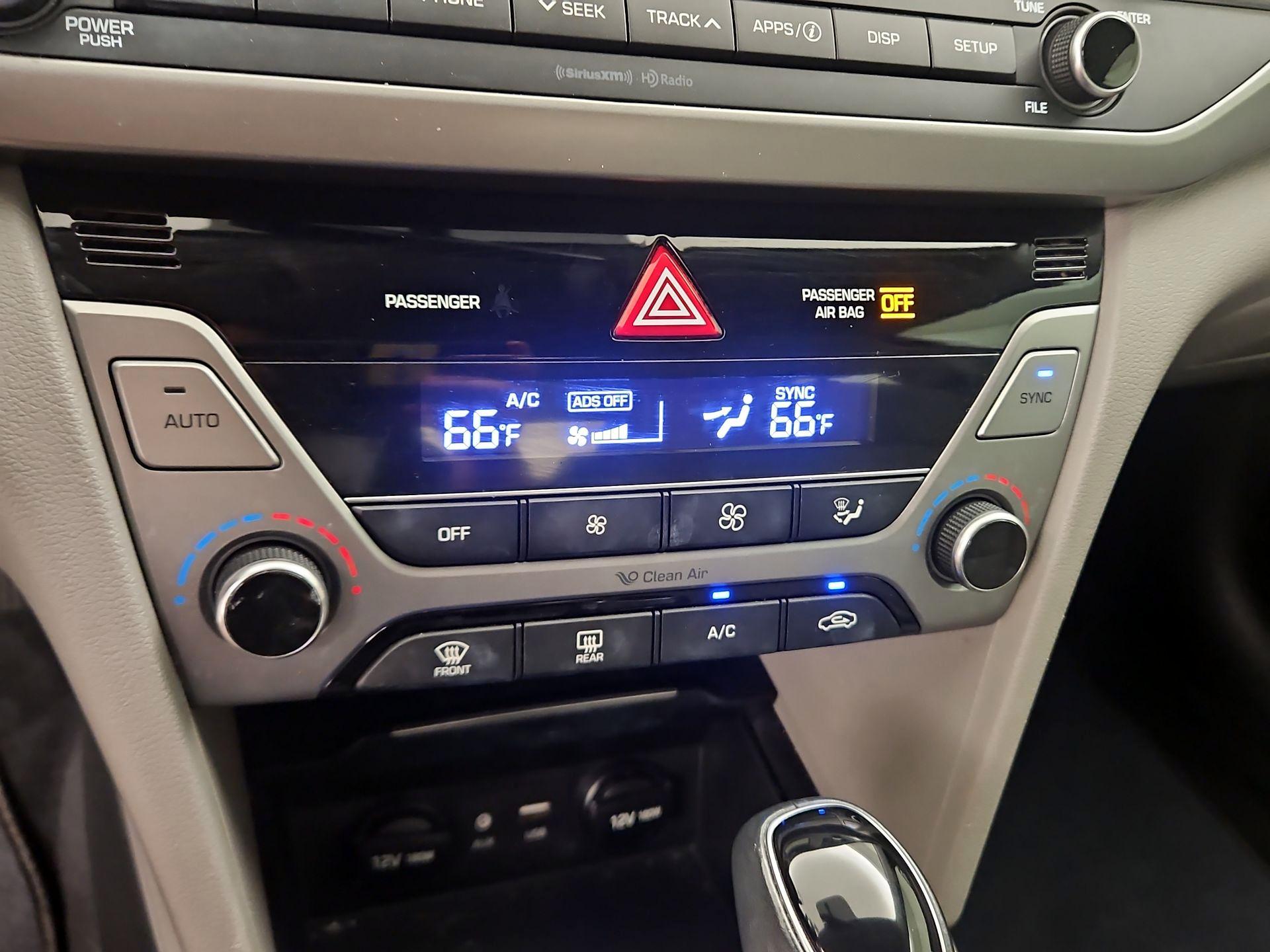 Thumbnail: 2018 Hyundai Elantra - 16
