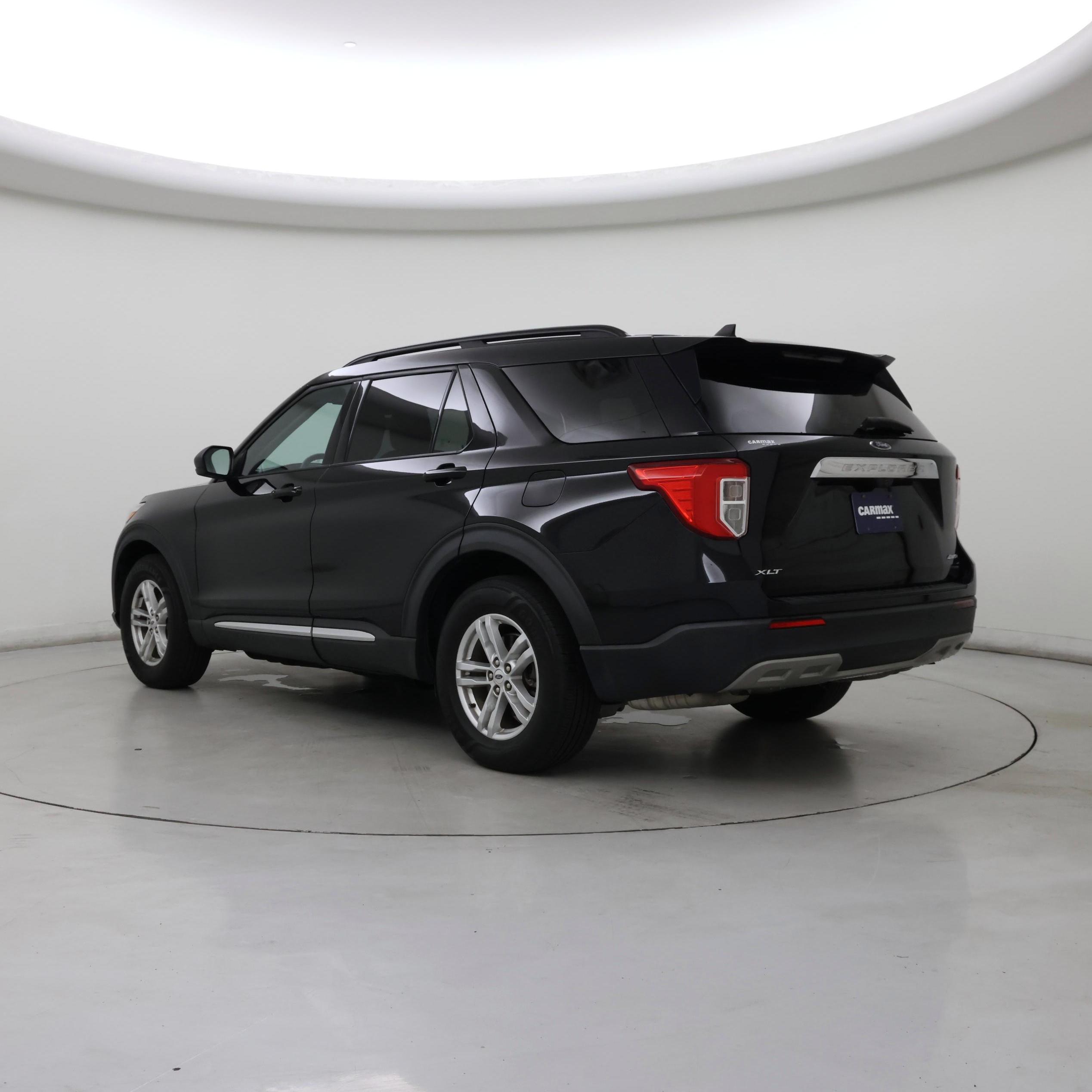 Thumbnail: 2021 Ford Explorer - 2