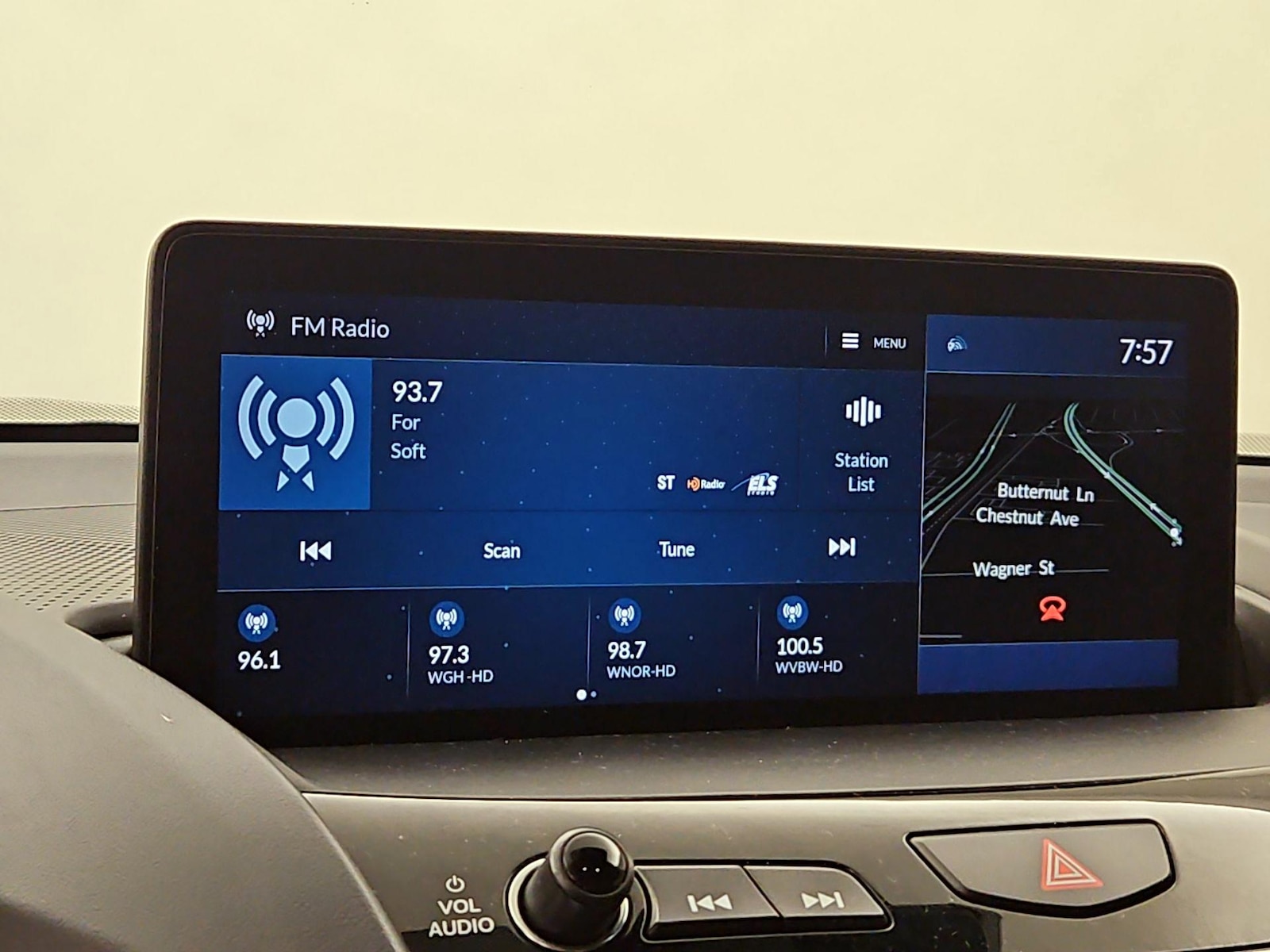 2021 Acura RDX Technology Package - Photo 17