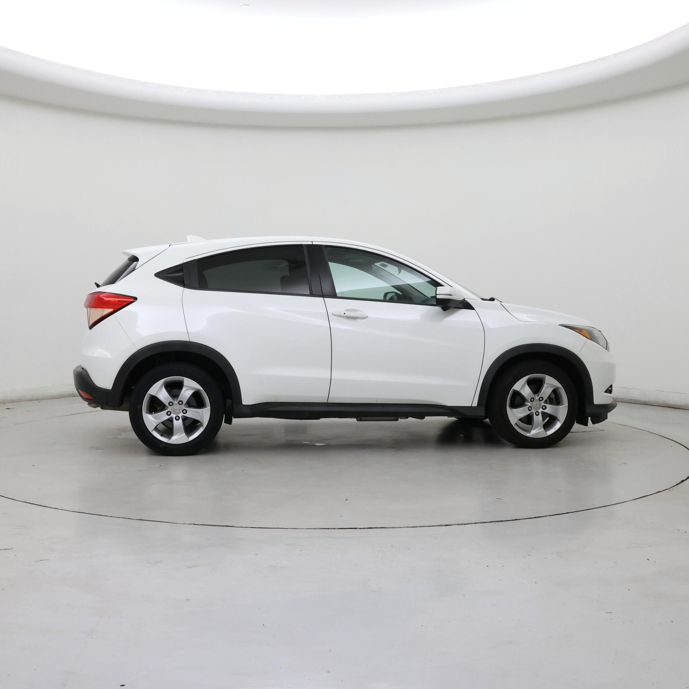 Thumbnail: 2016 Honda HR-V - 7