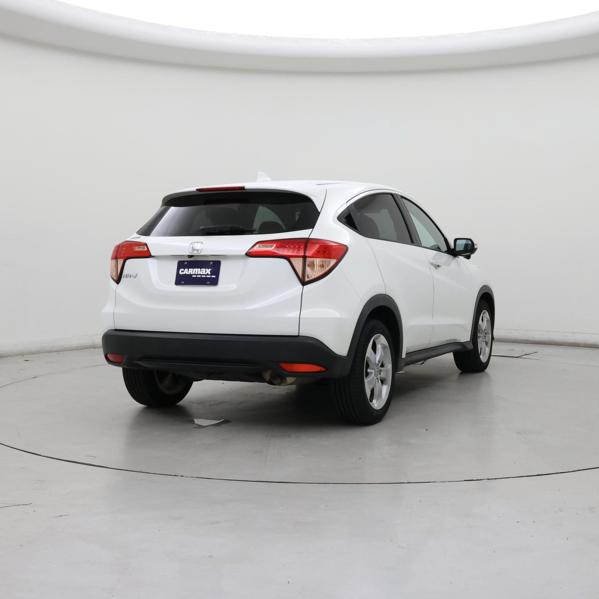 Thumbnail: 2016 Honda HR-V - 8