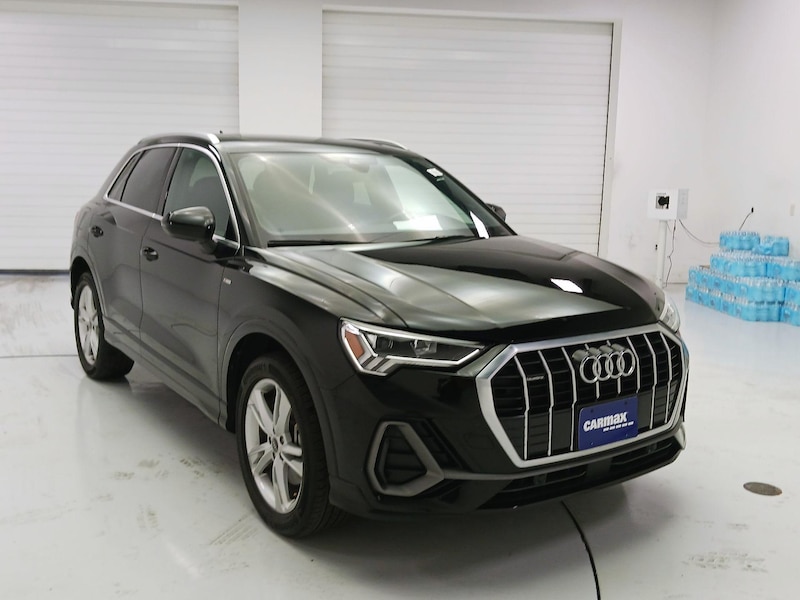 2023 Audi Q3 S-Line Premium
