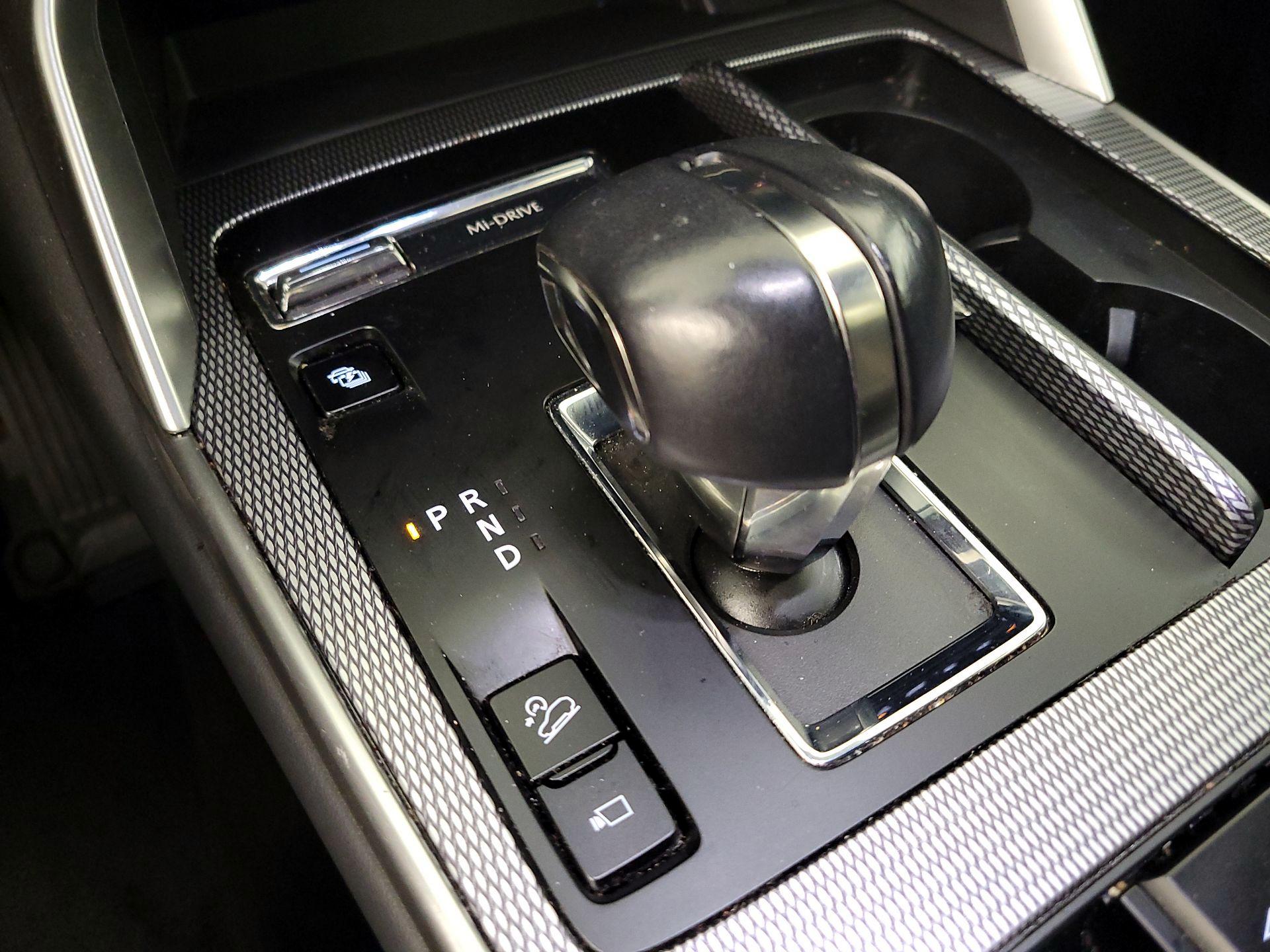 Thumbnail: 2024 Mazda CX-90 - 18