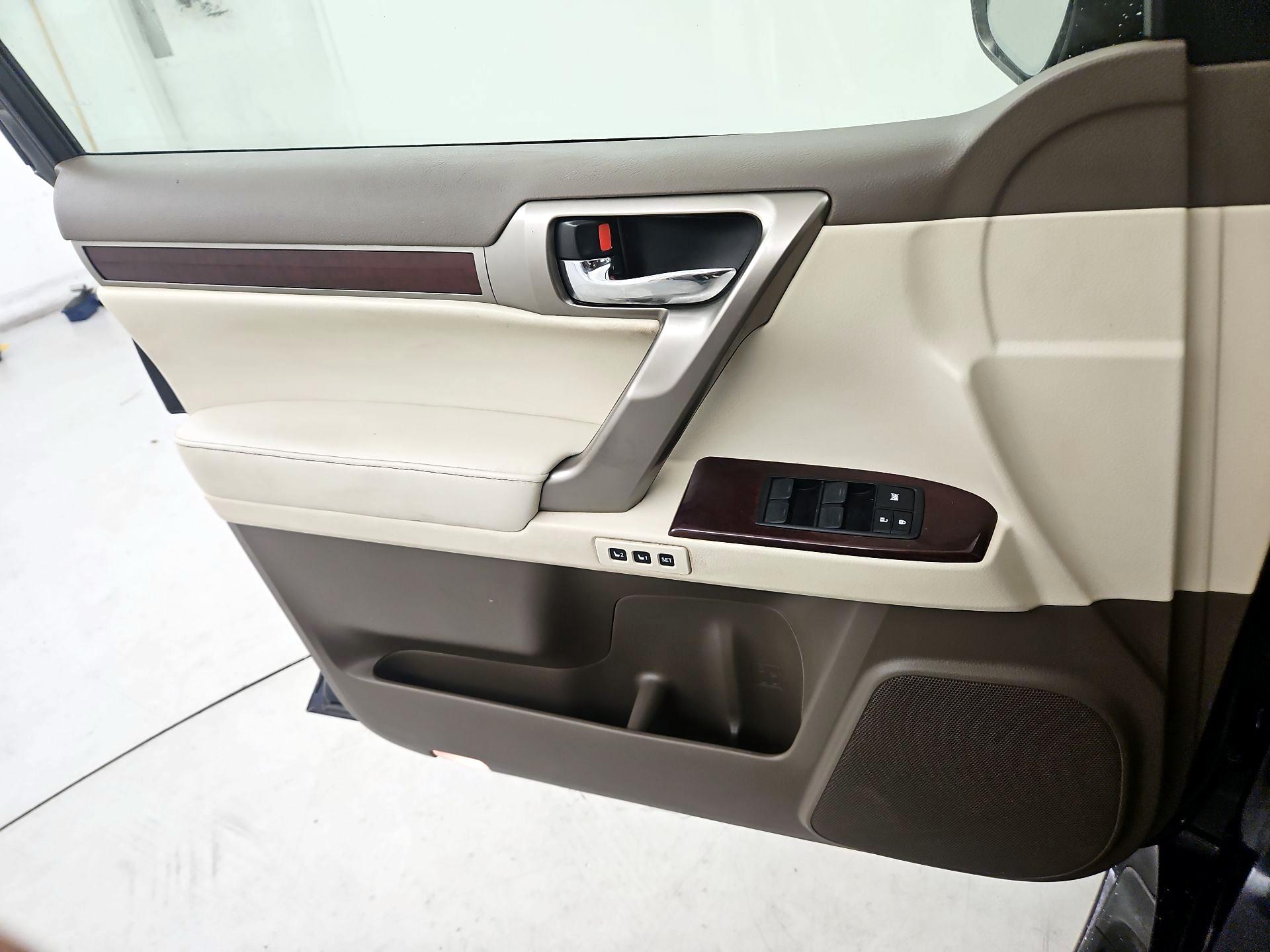 Thumbnail: 2018 Lexus GX - 12