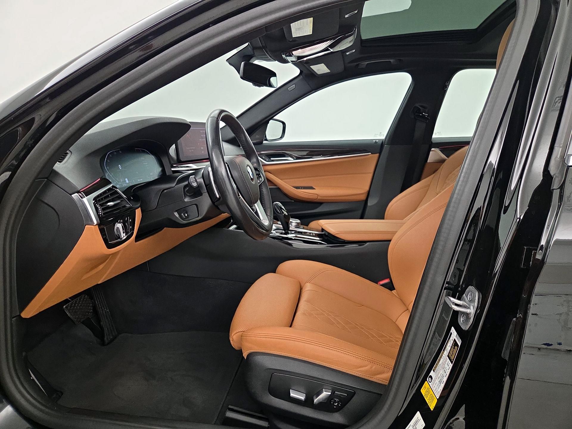 Thumbnail: 2022 BMW 5 Series - 11