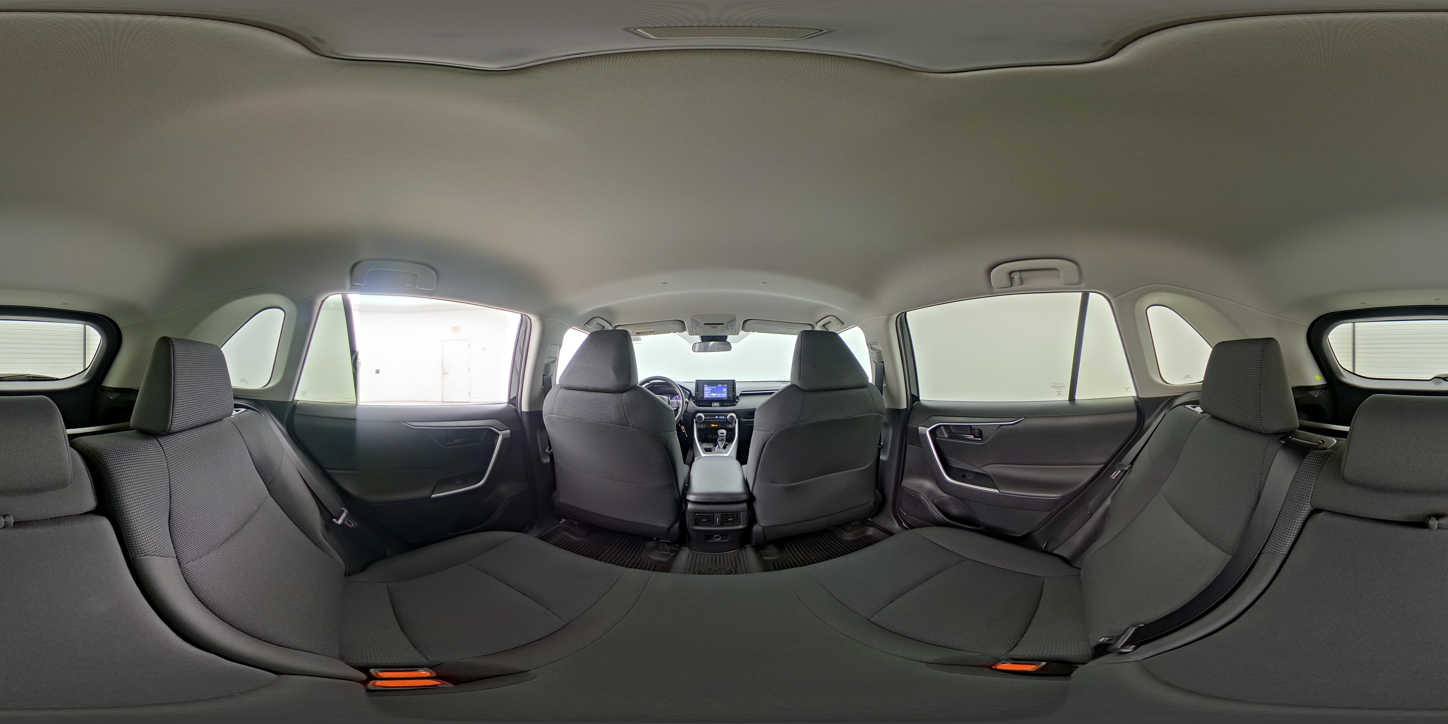 2022 Toyota RAV4 LE - Photo 25