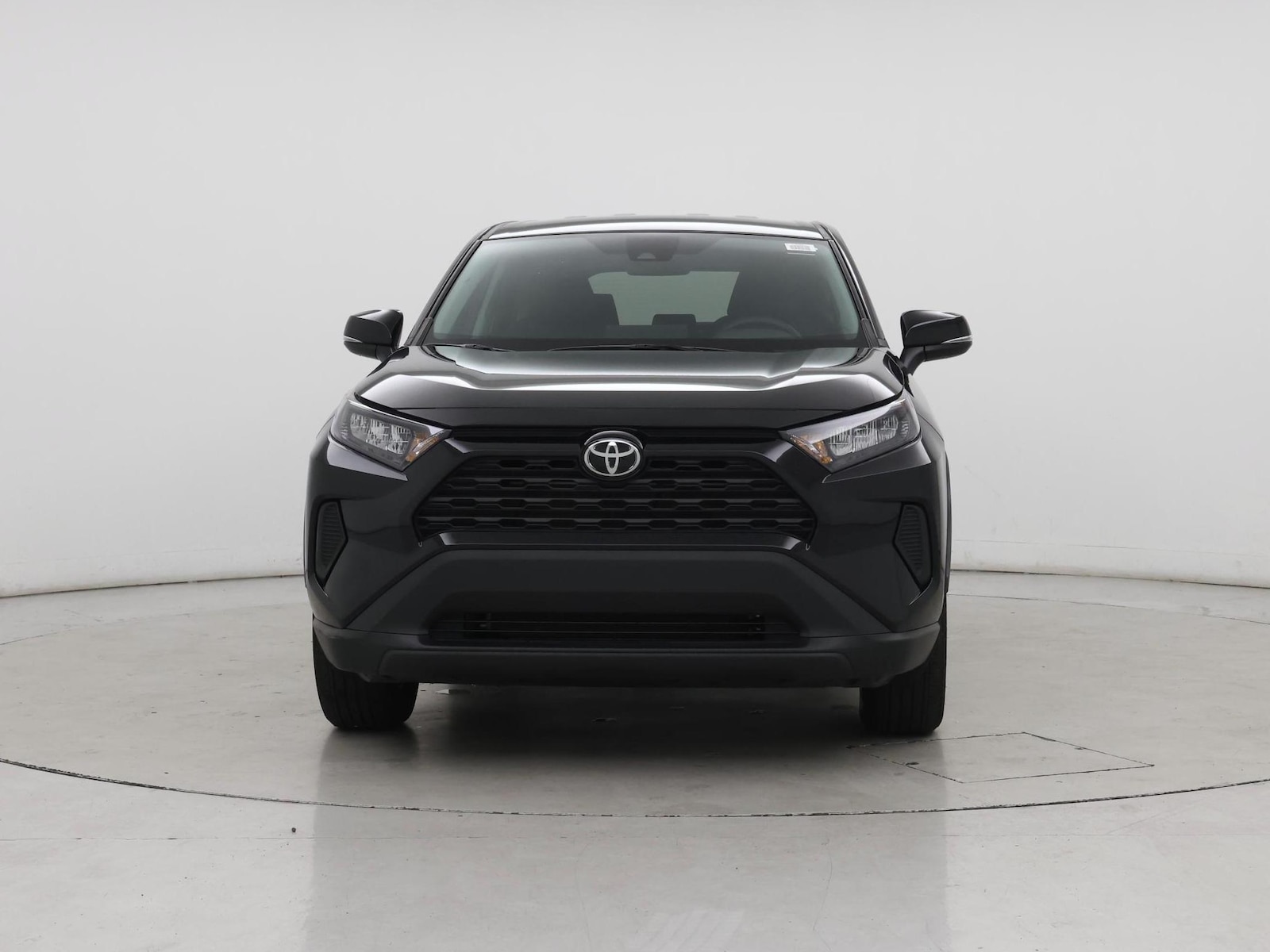 2022 Toyota RAV4 LE - Photo 6