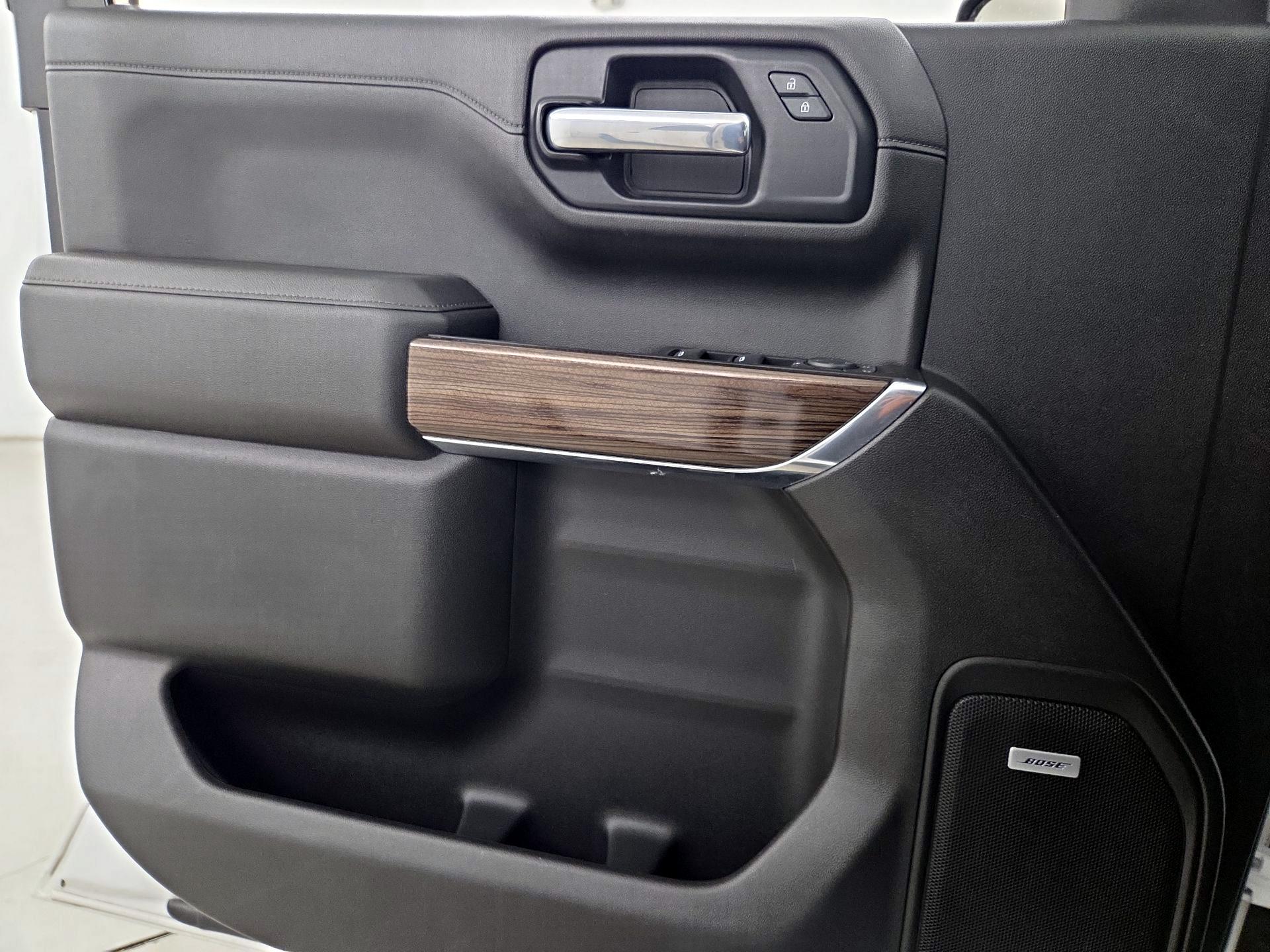 Thumbnail: 2021 Chevrolet Silverado 1500 - 12